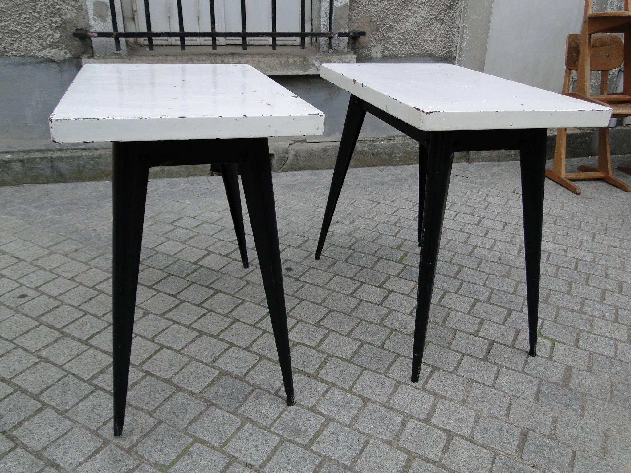 French Industrial Tolix Table by Xavier Pauchard, 1940s In Good Condition For Sale In Saint-Ouen, FR