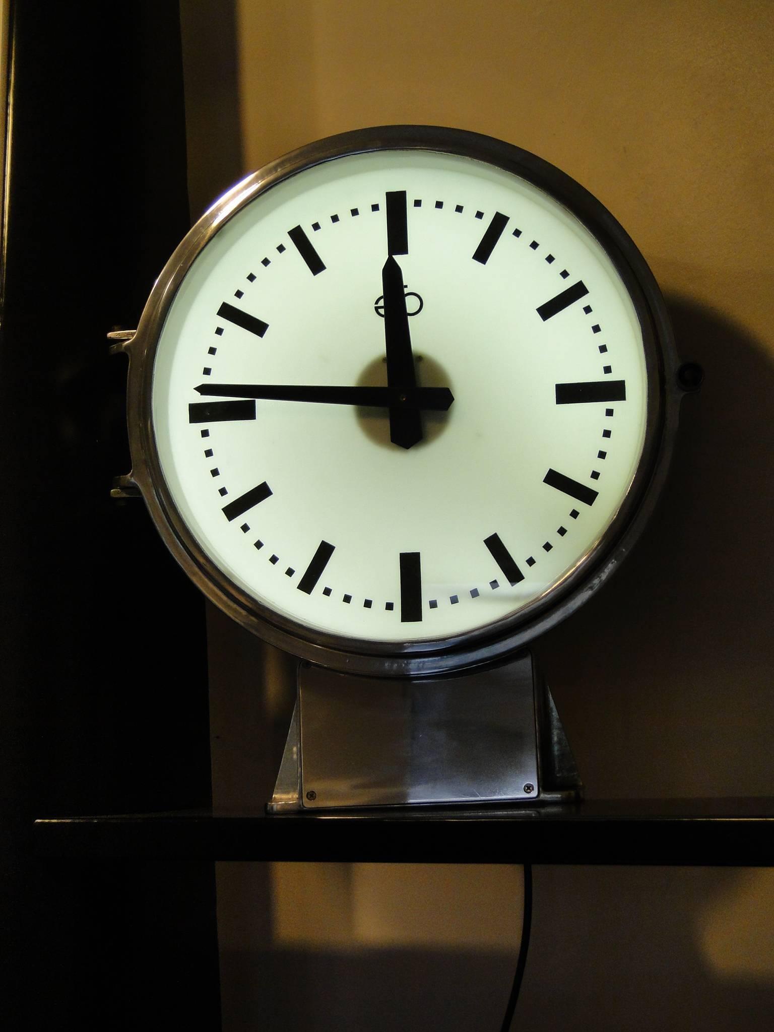 French Factory Ato Station Railway Clock Industrial In Excellent Condition In Saint-Ouen, FR