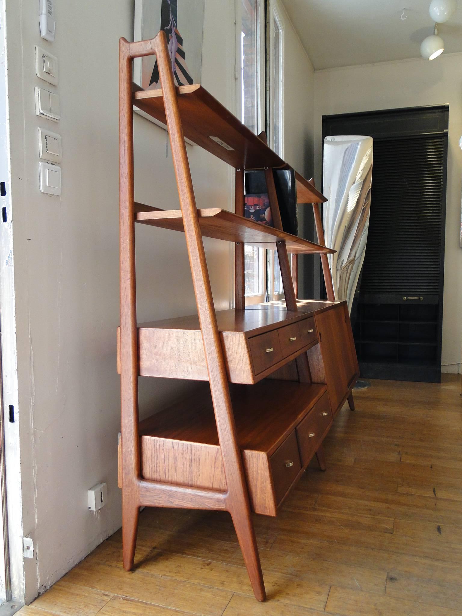 Scandinavian Modern Teak Book Shelf Bookcase Designed by Arne Vodder for Vamo