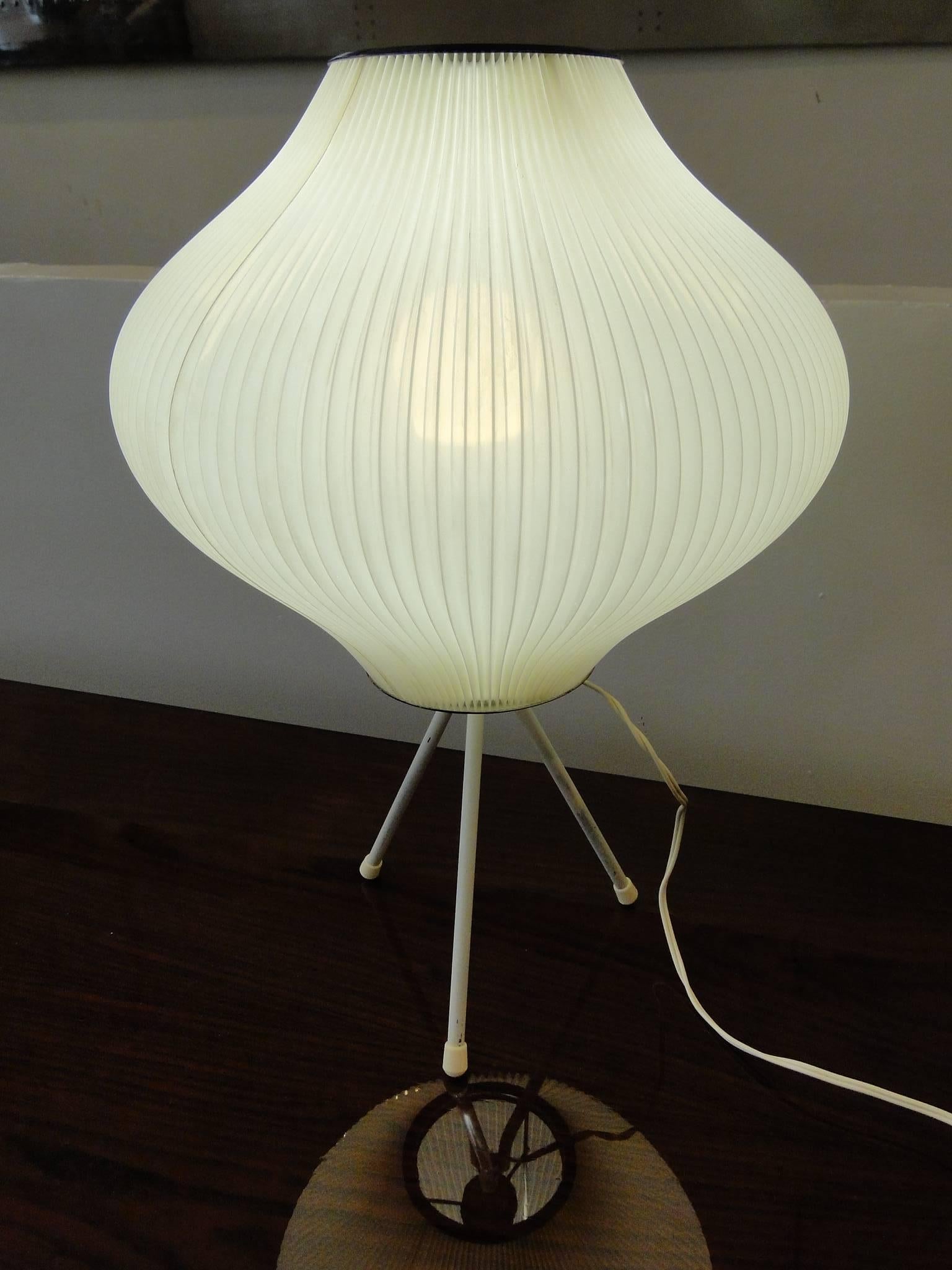 Rispal table lamp from 1960

The lamp is delivered whit plug for your Country 
Just to switch on 
(USA, JP, AUS, UK, FR, DE).