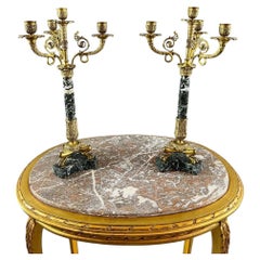 Par de candelabros de bronce dorado y mármol verde, siglo XIX