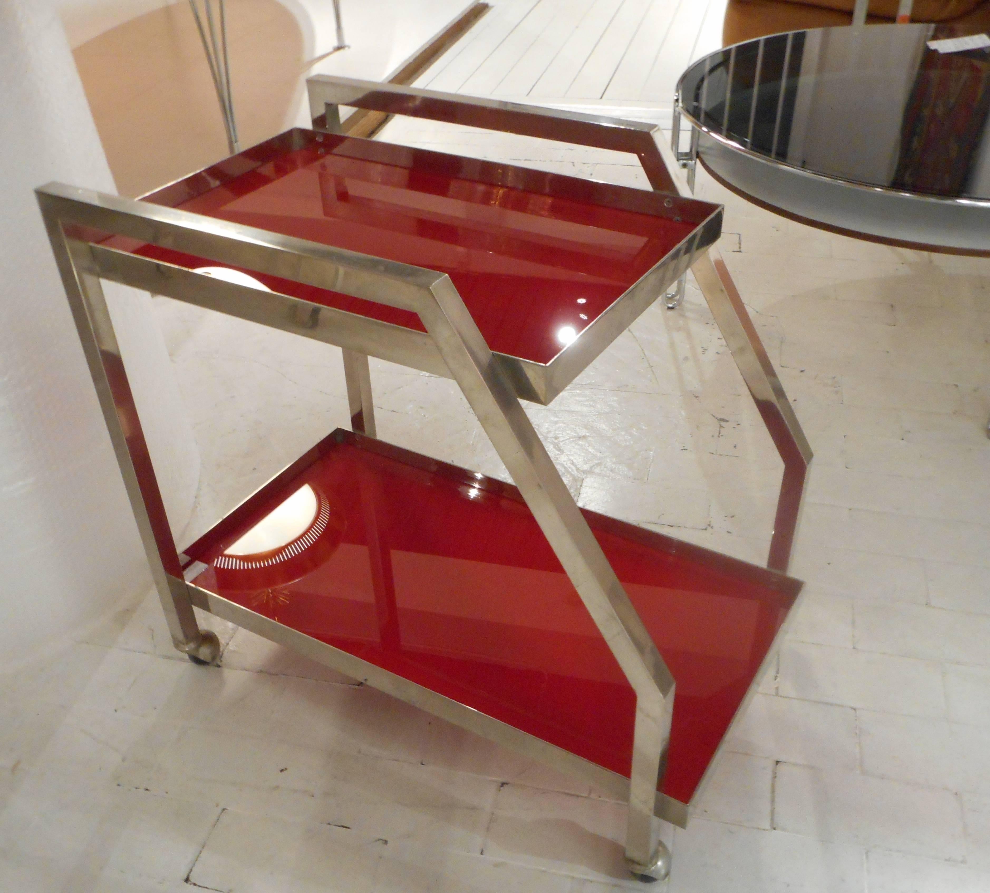 Asymmetrical Trolley with Red Opaline Trays, 1970s In Excellent Condition For Sale In Brussels, BE