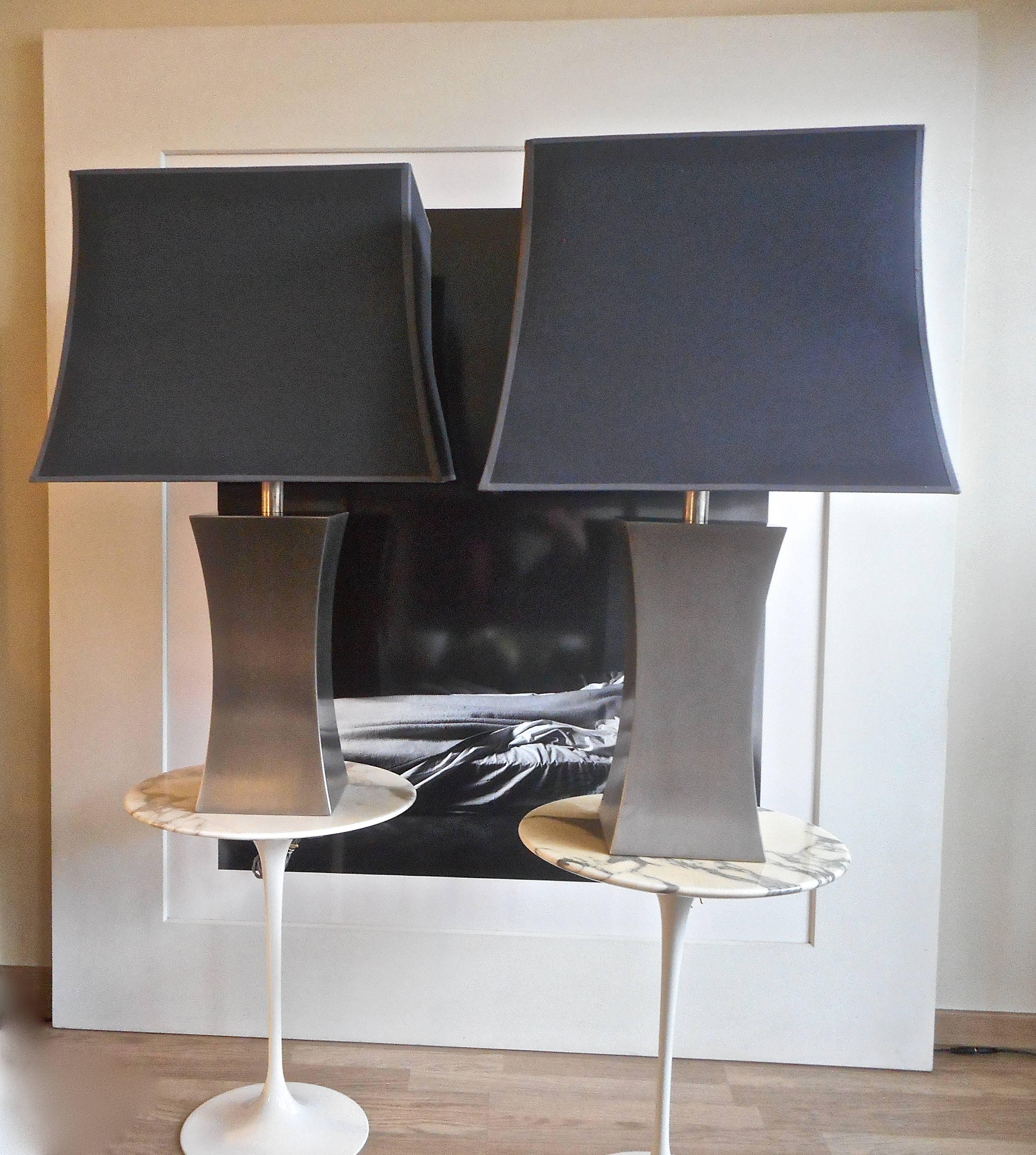 Pair of 1970s Steel Table Lamps by Françoise Sée In Excellent Condition For Sale In Brussels, BE