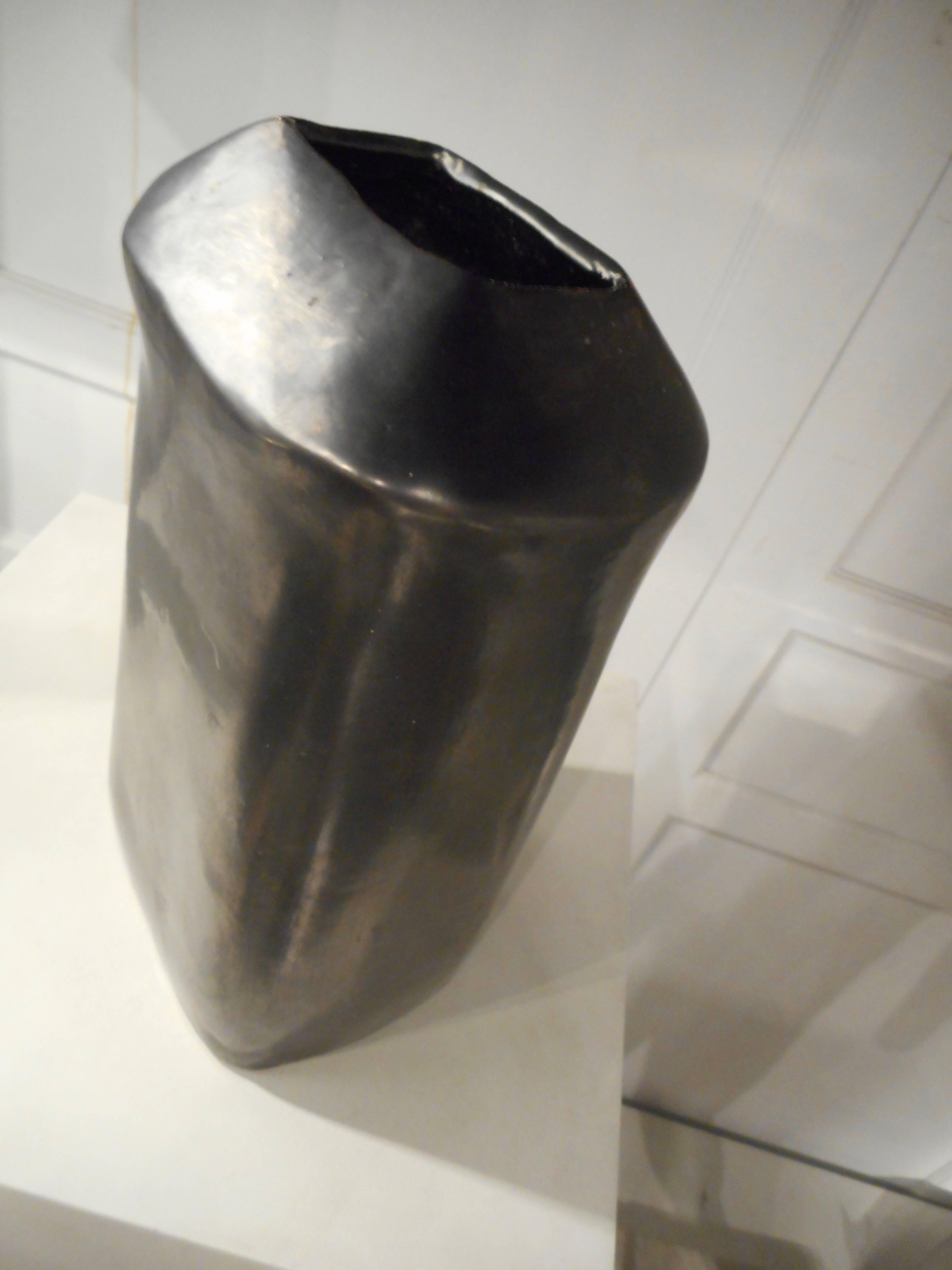 Fine Black Glazed Ceramic Vase in the Style of Georges Jouve For Sale 1