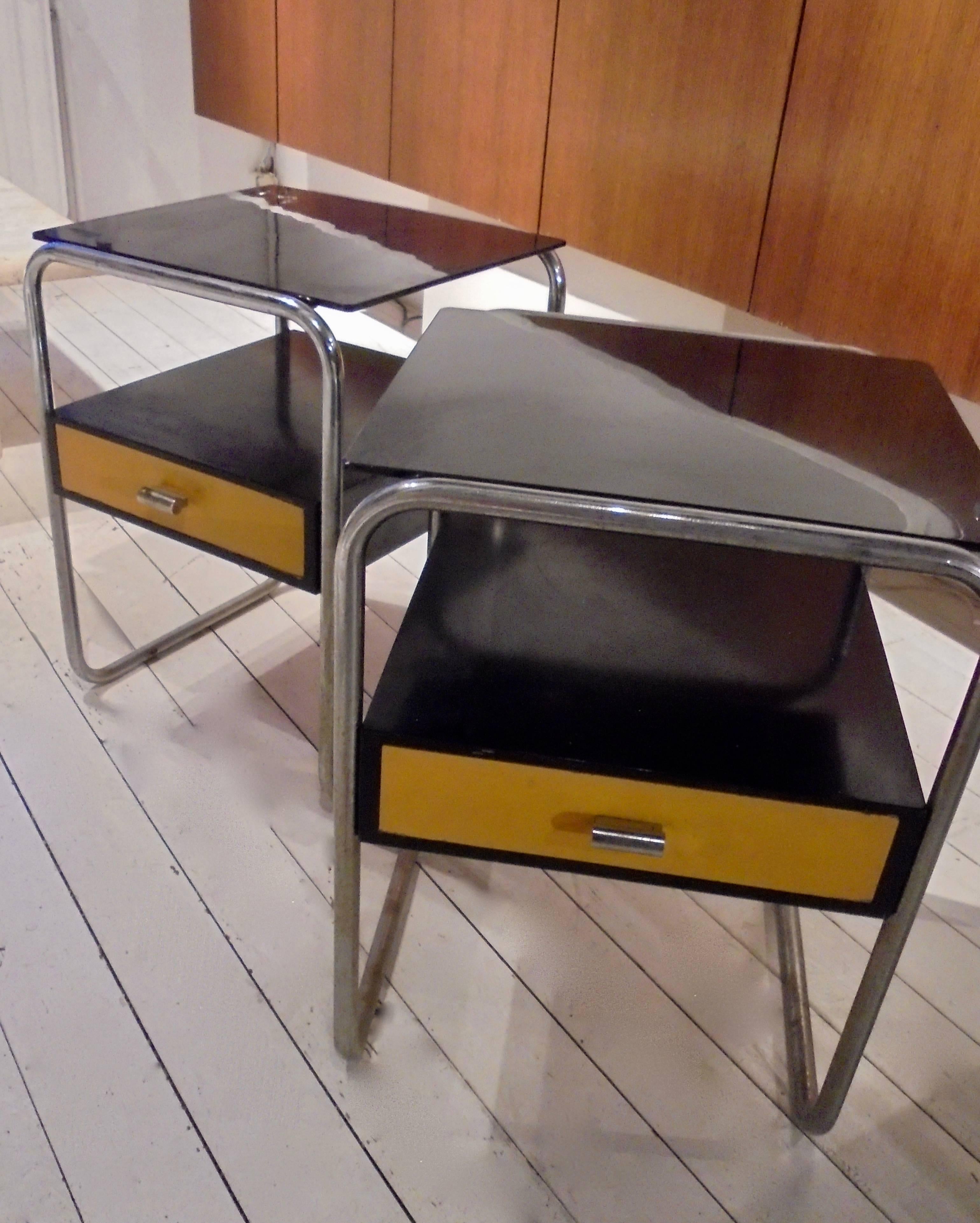 Lacquered Pair of Modernist Bauhaus Side Tables