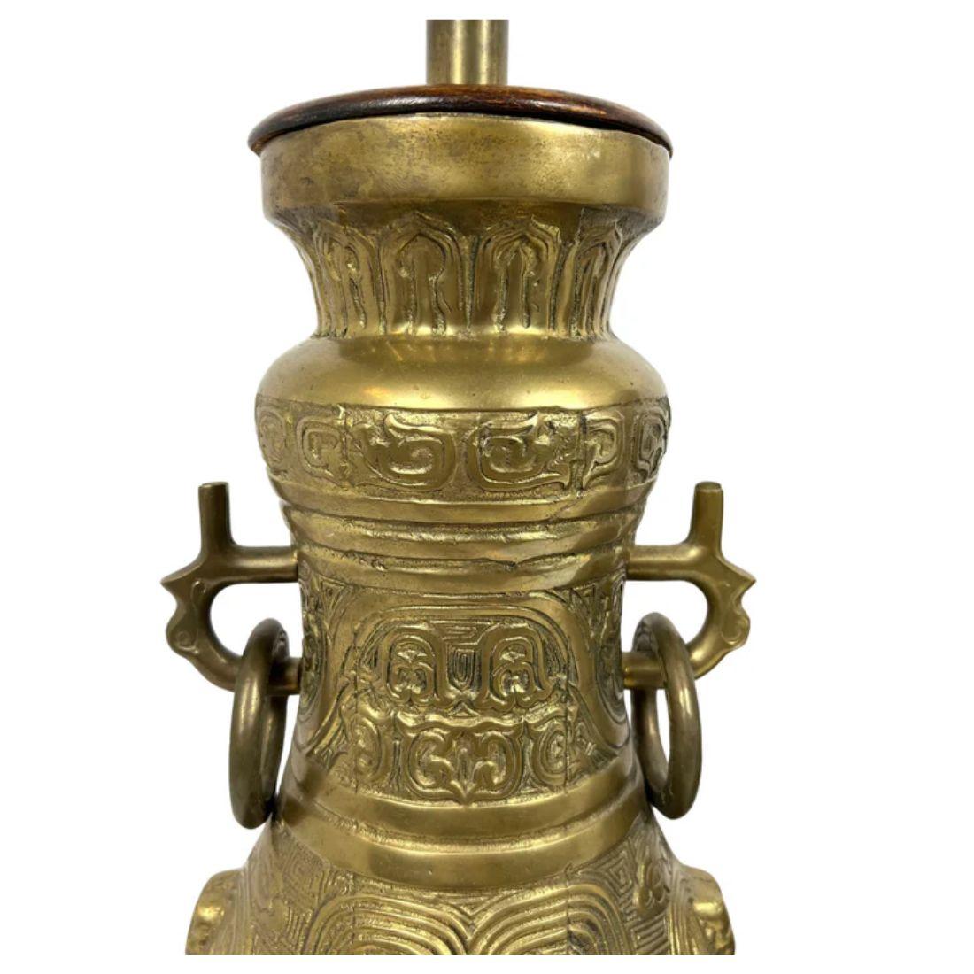 Pair of Bronze Urn Chinoiserie Table Lamps In Good Condition For Sale In Locust Valley, NY