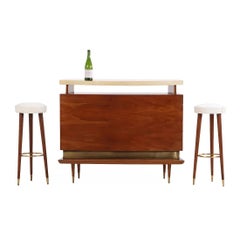 Mid Century Mahagoni und Pergament Bar und Hocker Set, Messing Details