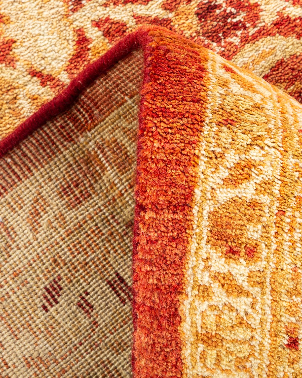 Pakistanais Tapis traditionnel Mogul rouge unique fait à la main, unique en son genre en vente