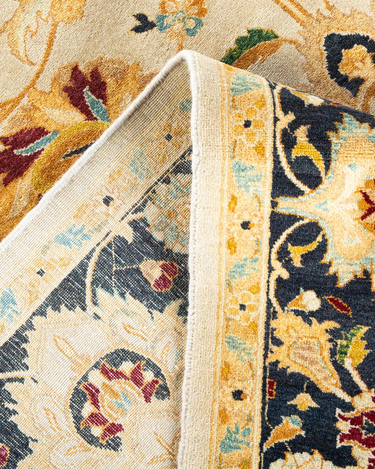 Traditioneller handgefertigter elfenbeinfarbener Mogul-Teppich, Unikat (Sonstiges) im Angebot