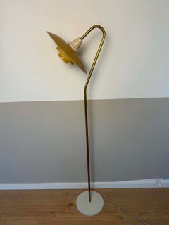 Poul Henningsen “Seven” PH 3½/2 (1894–1967). Lampada da terra