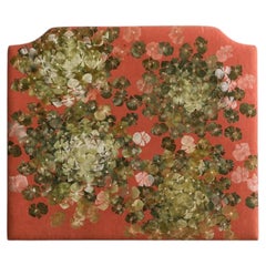 Cabecero reversible «Les Hortensias» de Susan Osbourne, con tela pintada a mano