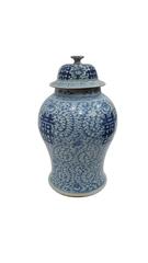 19th Century Chinese Porcelain Pot