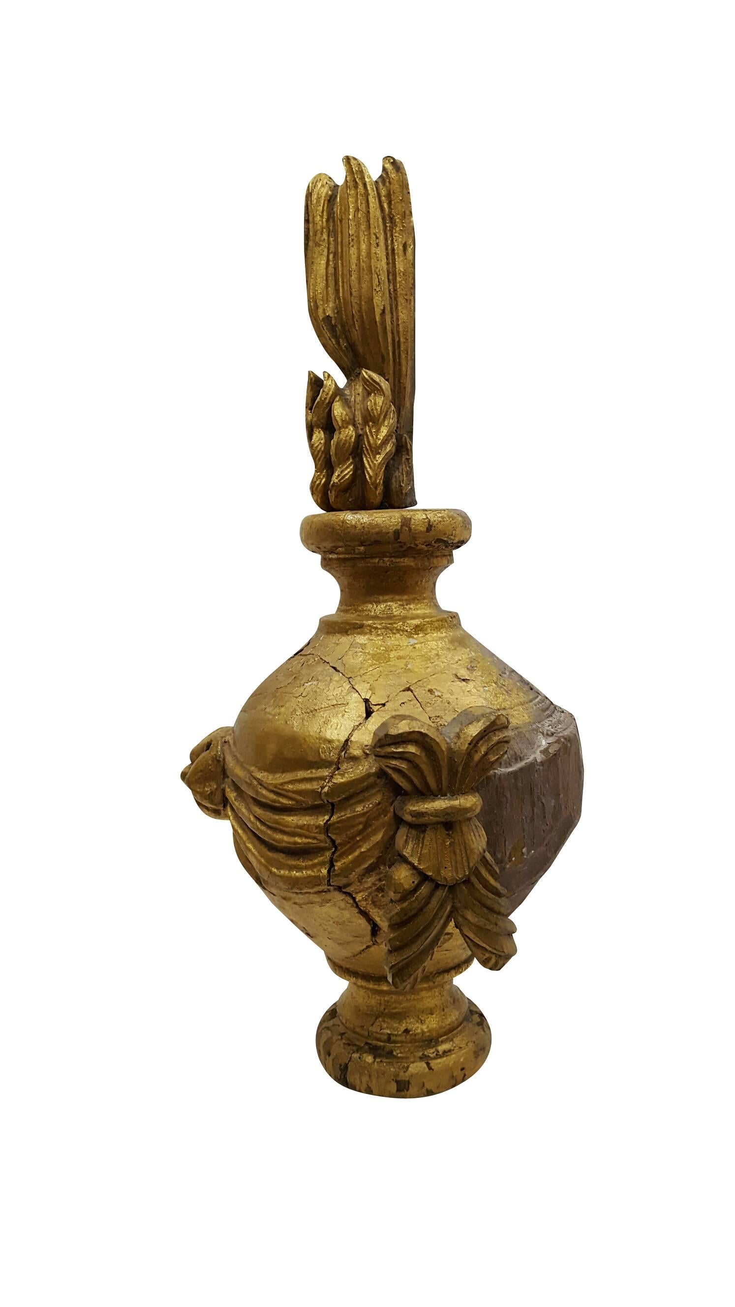 19th Century Pair of Antique Wood Finials For Sale 2