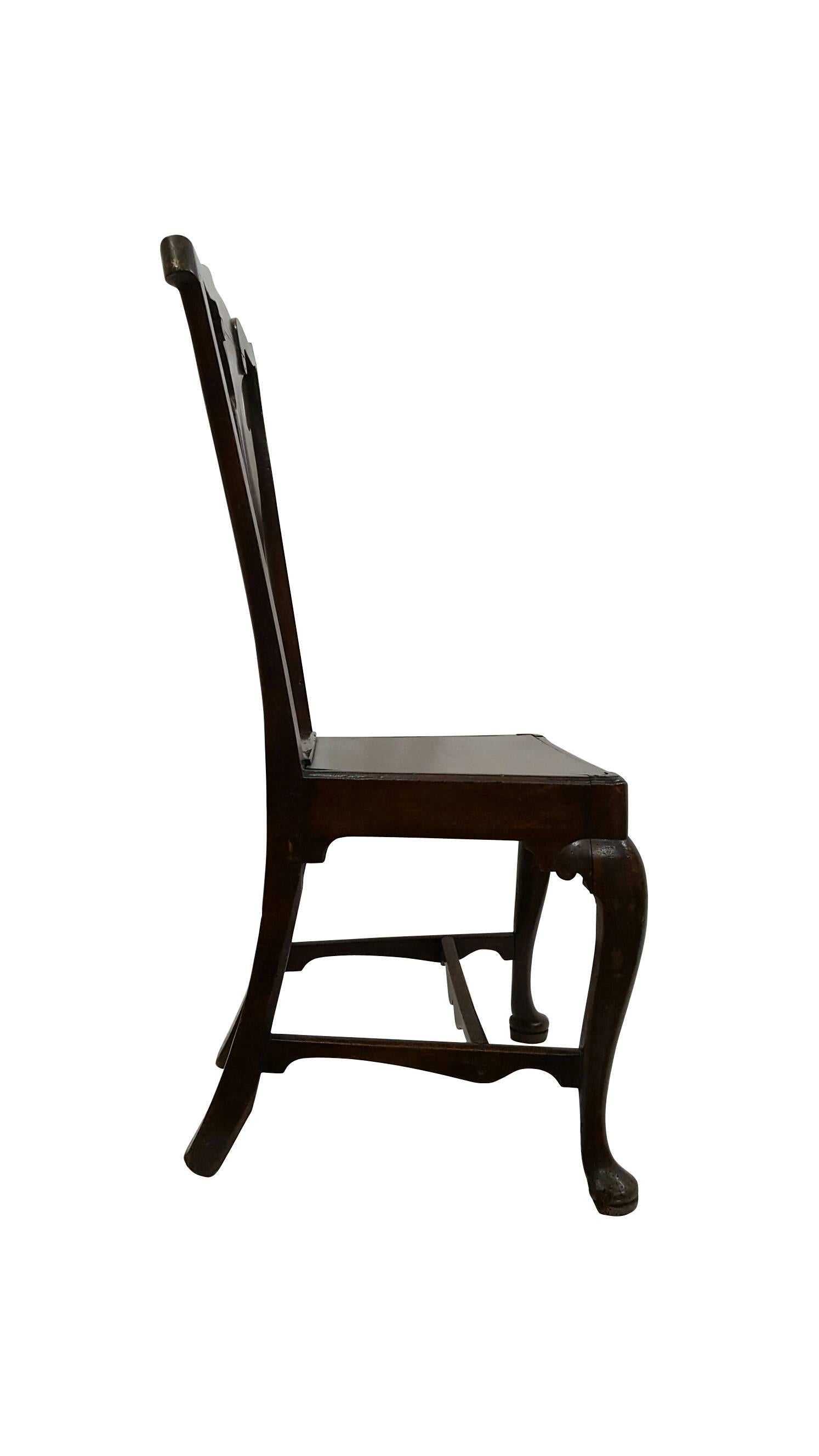 American Colonial 18th Century Fruitwood Chippendale Country Chair For Sale