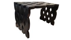 Svrian Lattice Desk