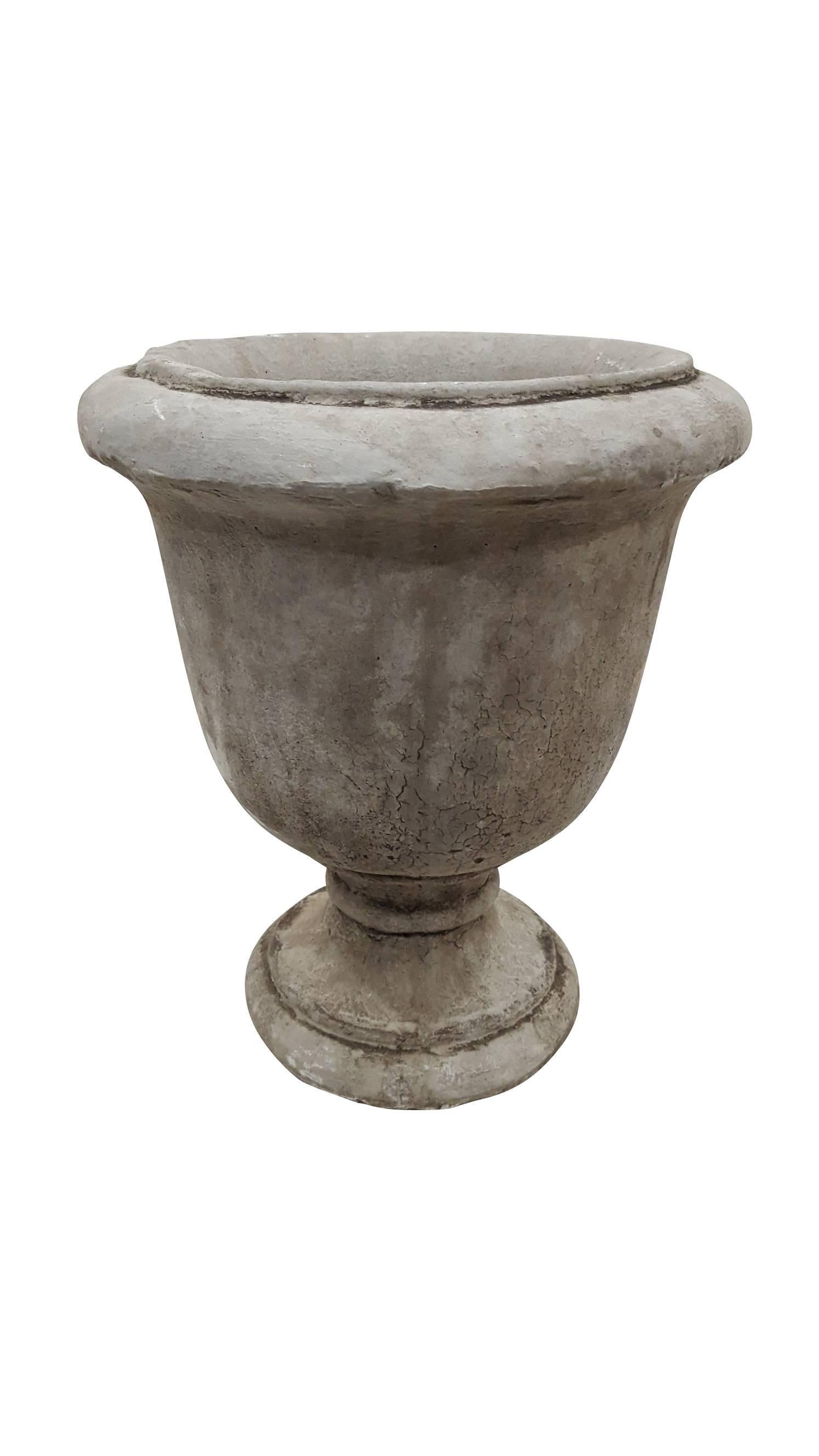 19th Century Antique Stone Urn In Excellent Condition For Sale In New York, NY