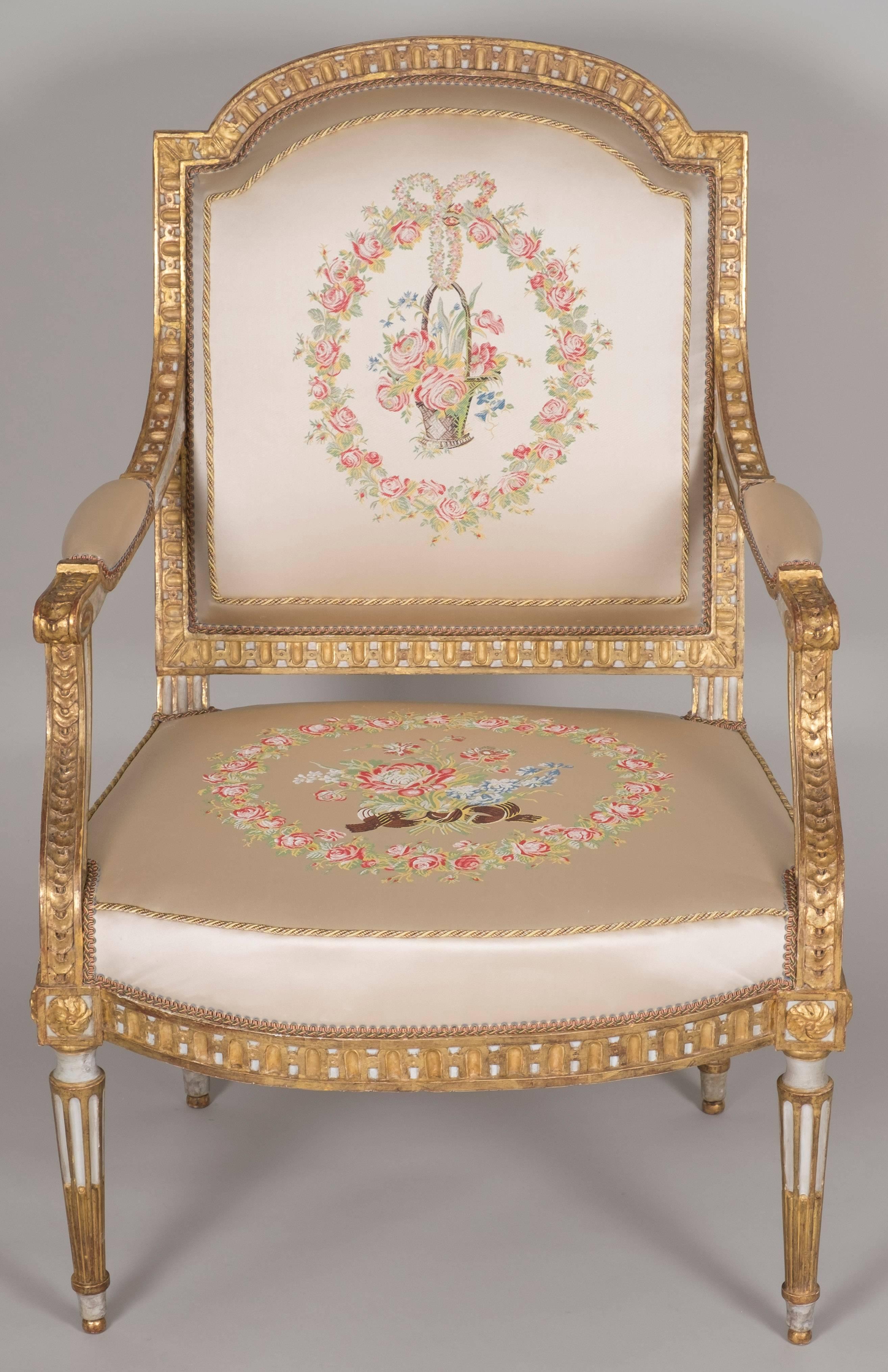 Exceptional French Louis XVI Salon For Sale 3