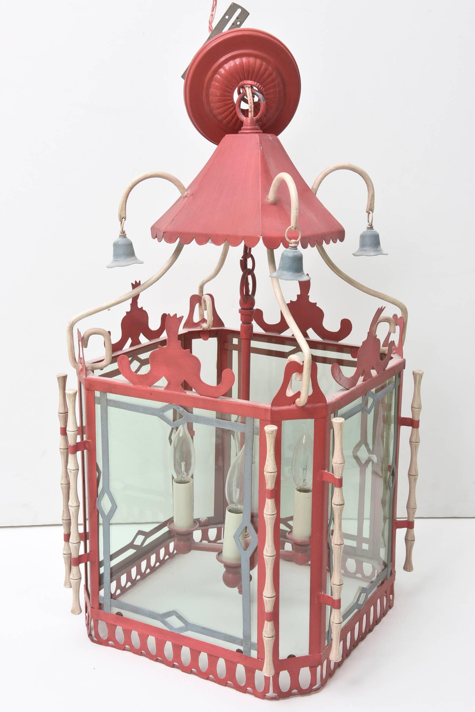 Chinoiserie Coral Tole Pagoda Lantern In Excellent Condition In New York, NY