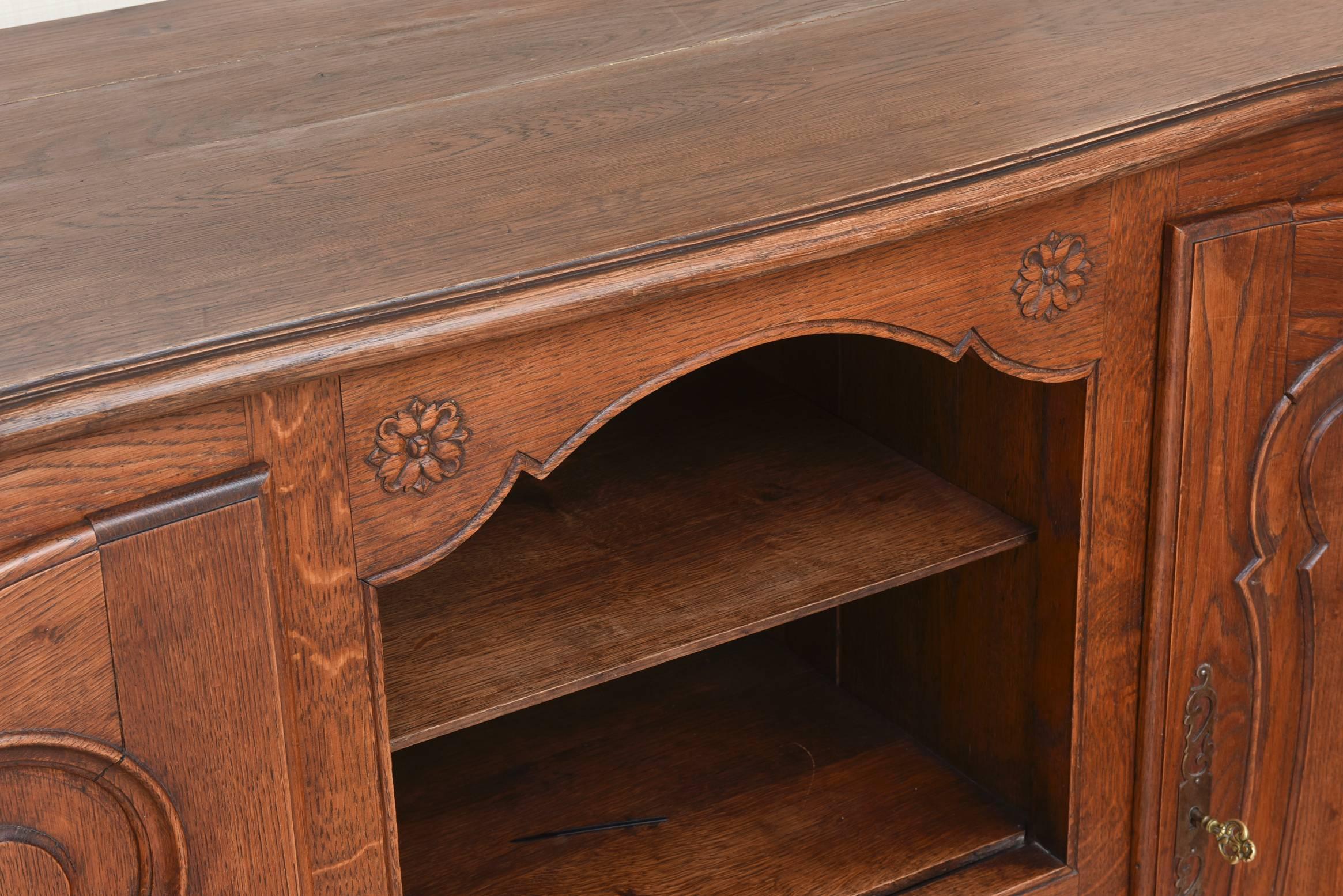 French Louis XV Style Provincial Buffet 1