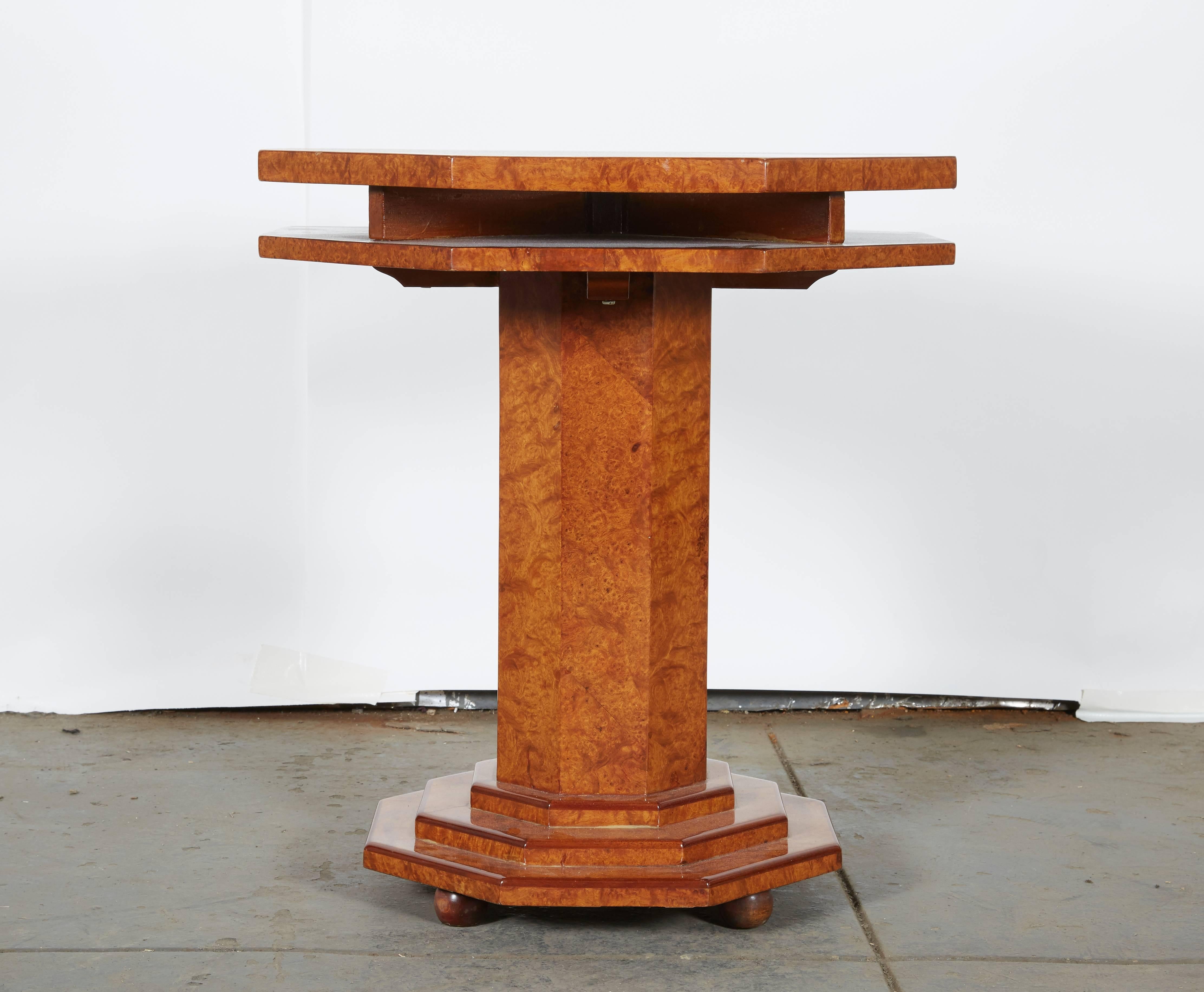 Mid-20th Century French Art Deco Amboyna Octagonal Side Table