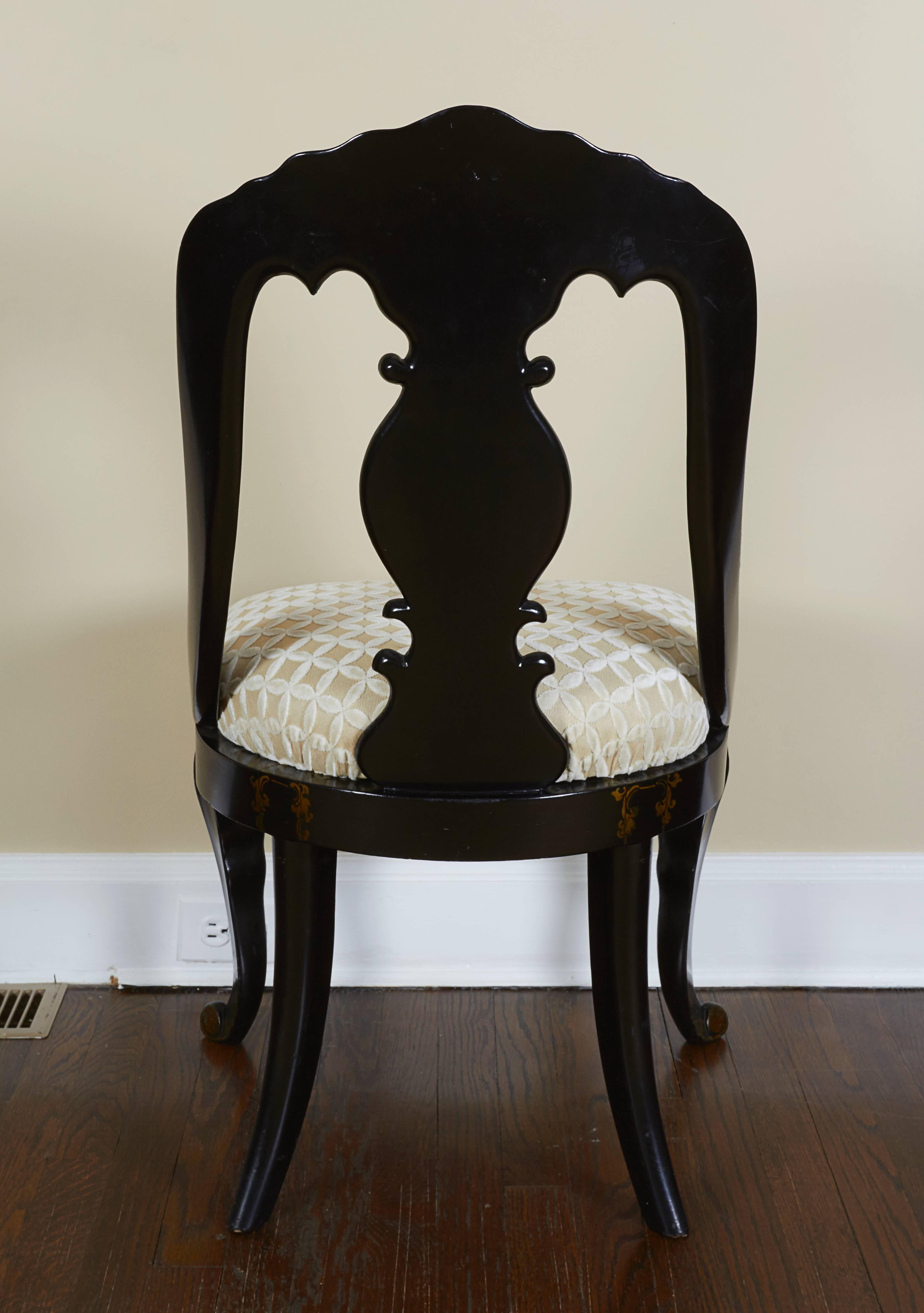 English 19th Century Black Lacquer Papier Mache Chair with Mother-of-pearl Inlay