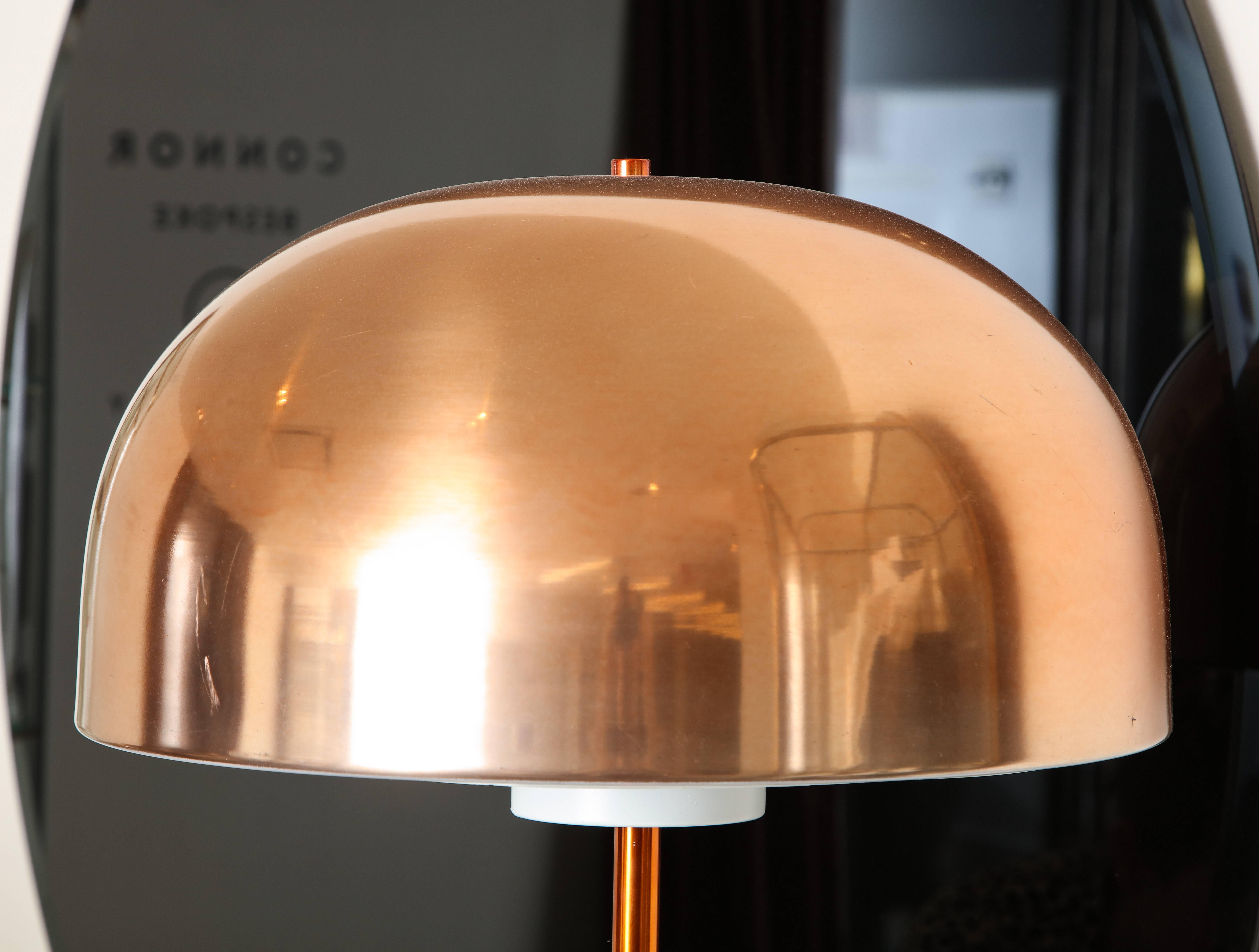 Pair of 1970s Copper-Toned Mushroom Table Lamps In Good Condition In New York, NY