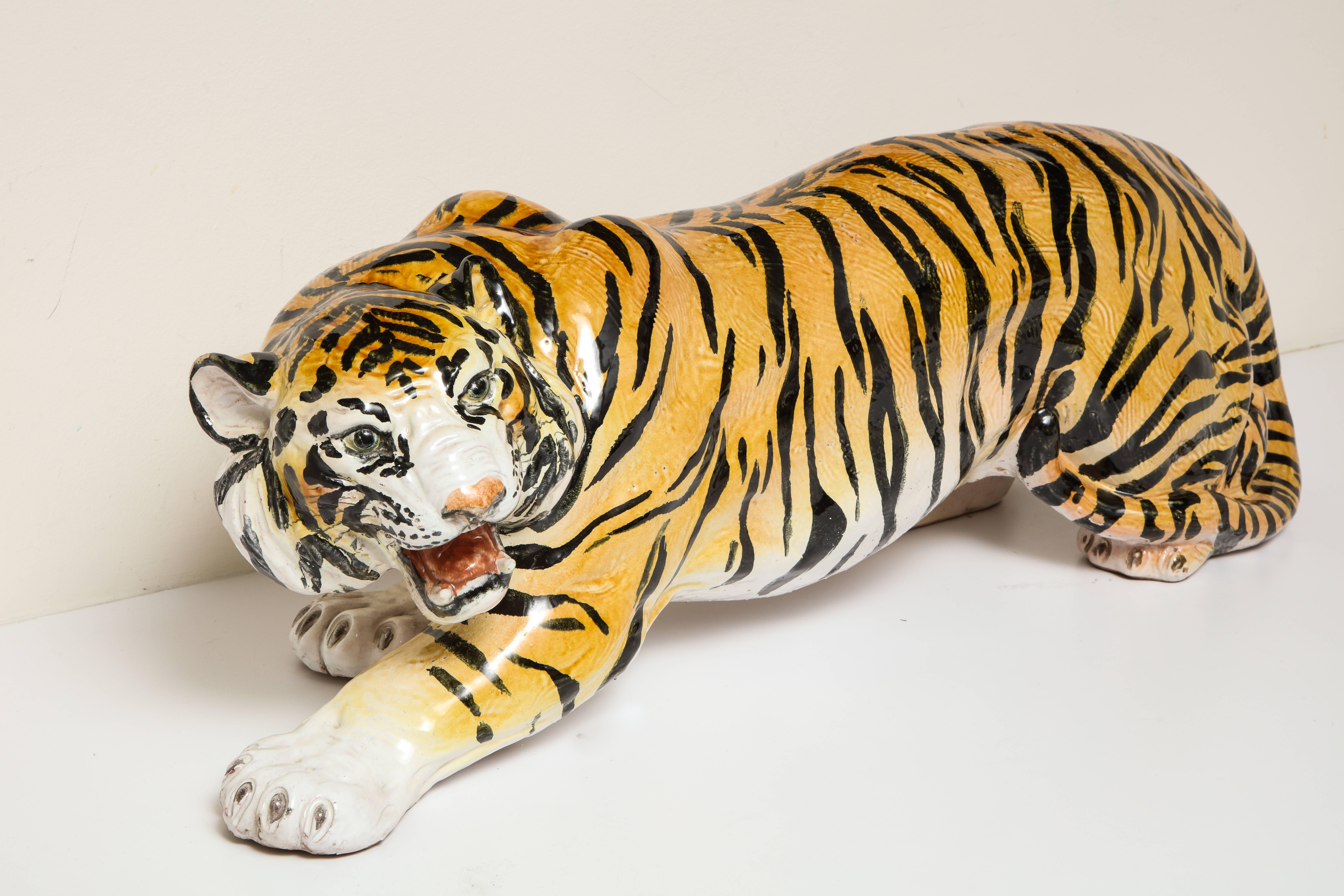 Large 1960s Italian Ceramic Tiger Sculpture In Excellent Condition In New York, NY
