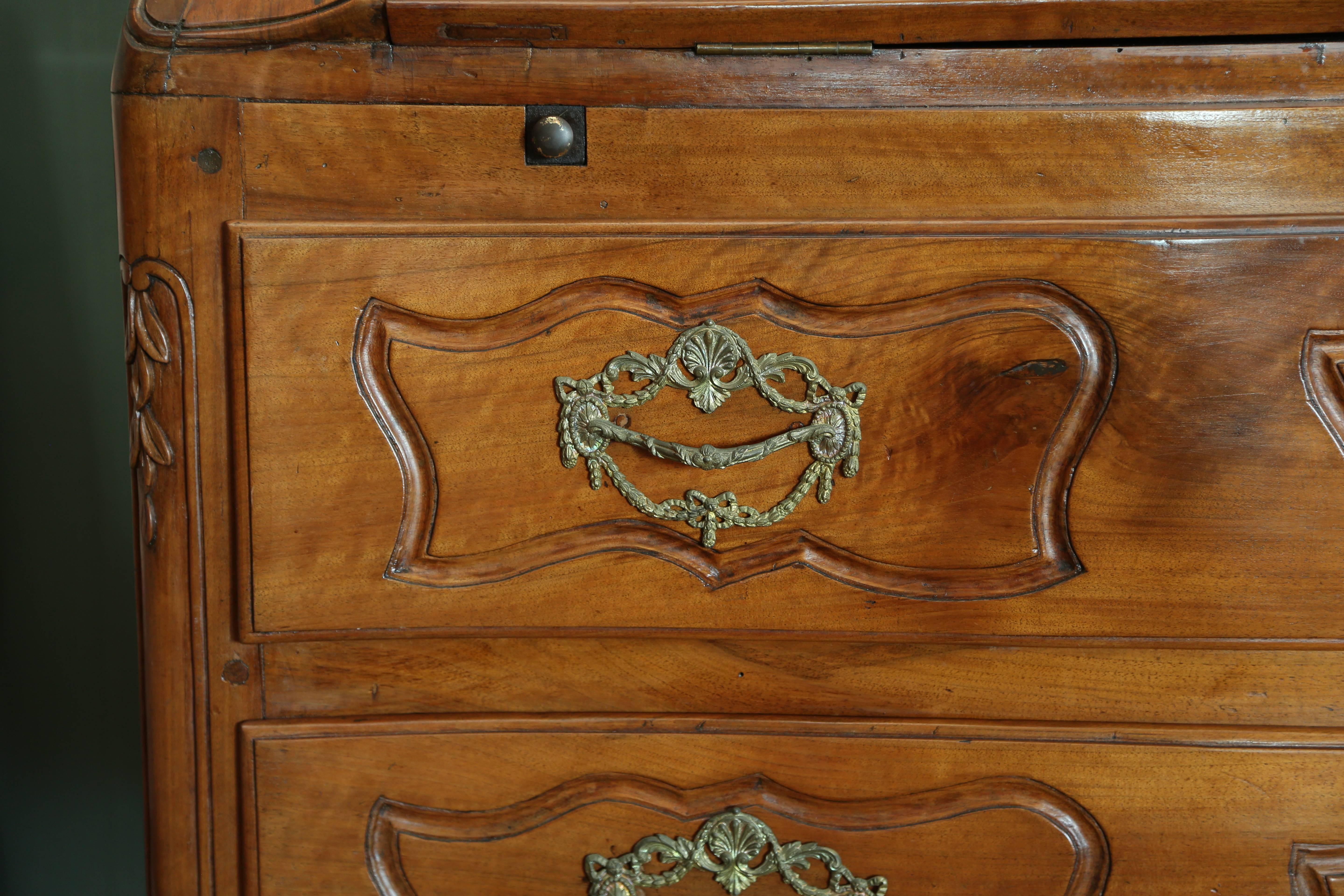 18th Century Louis XV Provincial Walnut Secretaire For Sale 2