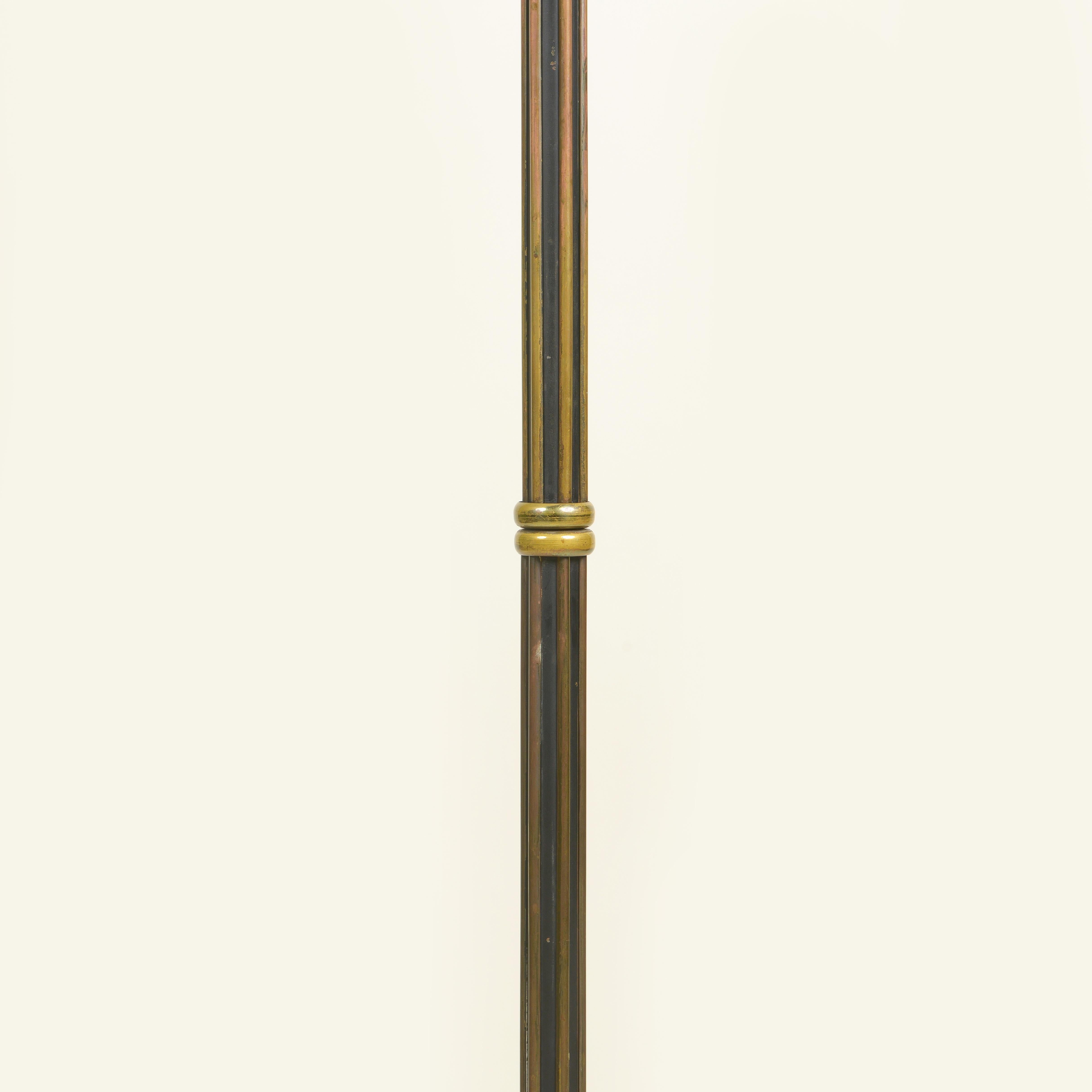 Doré Lampadaire en fer et en vermeil en vente
