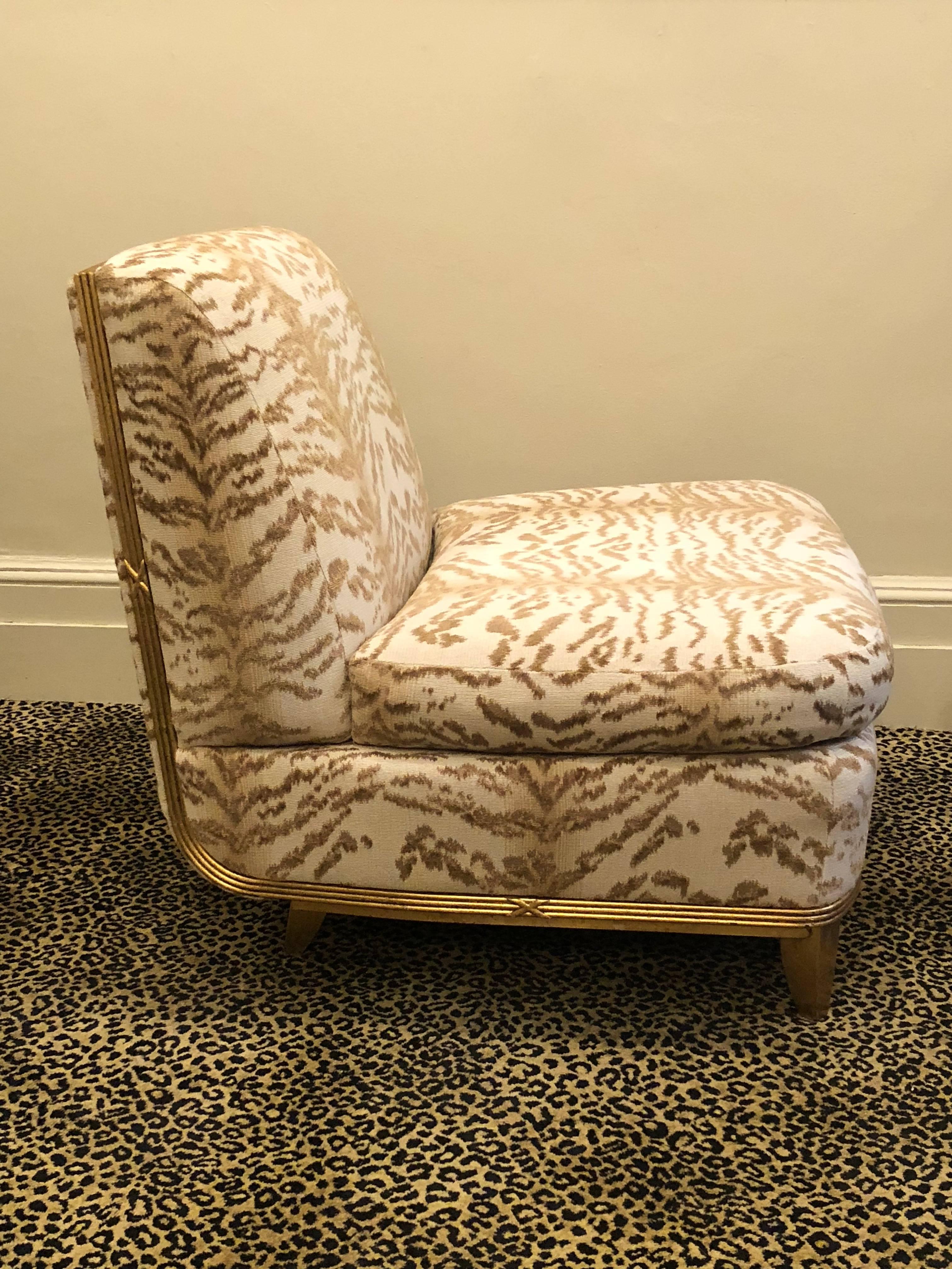 Pair of Deco Style Giltwood Slipper Lounge Chairs In Good Condition In New York, NY