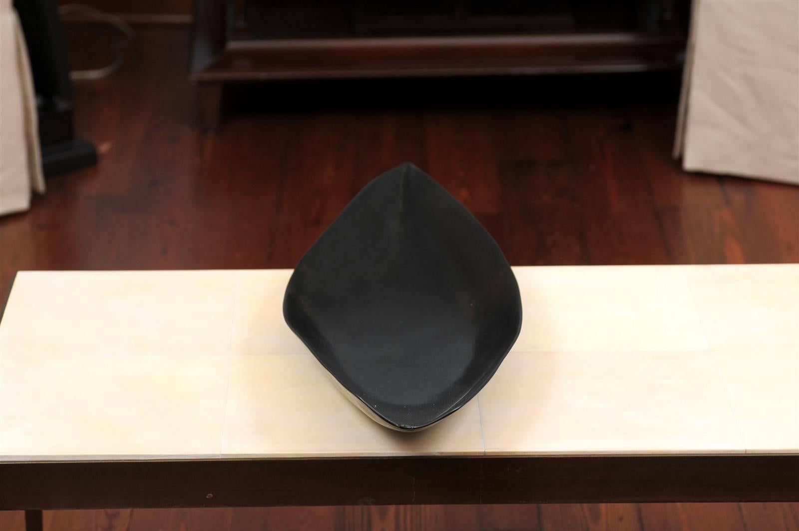 Black Leaf Lacquered Tray by Robert Kuo 5