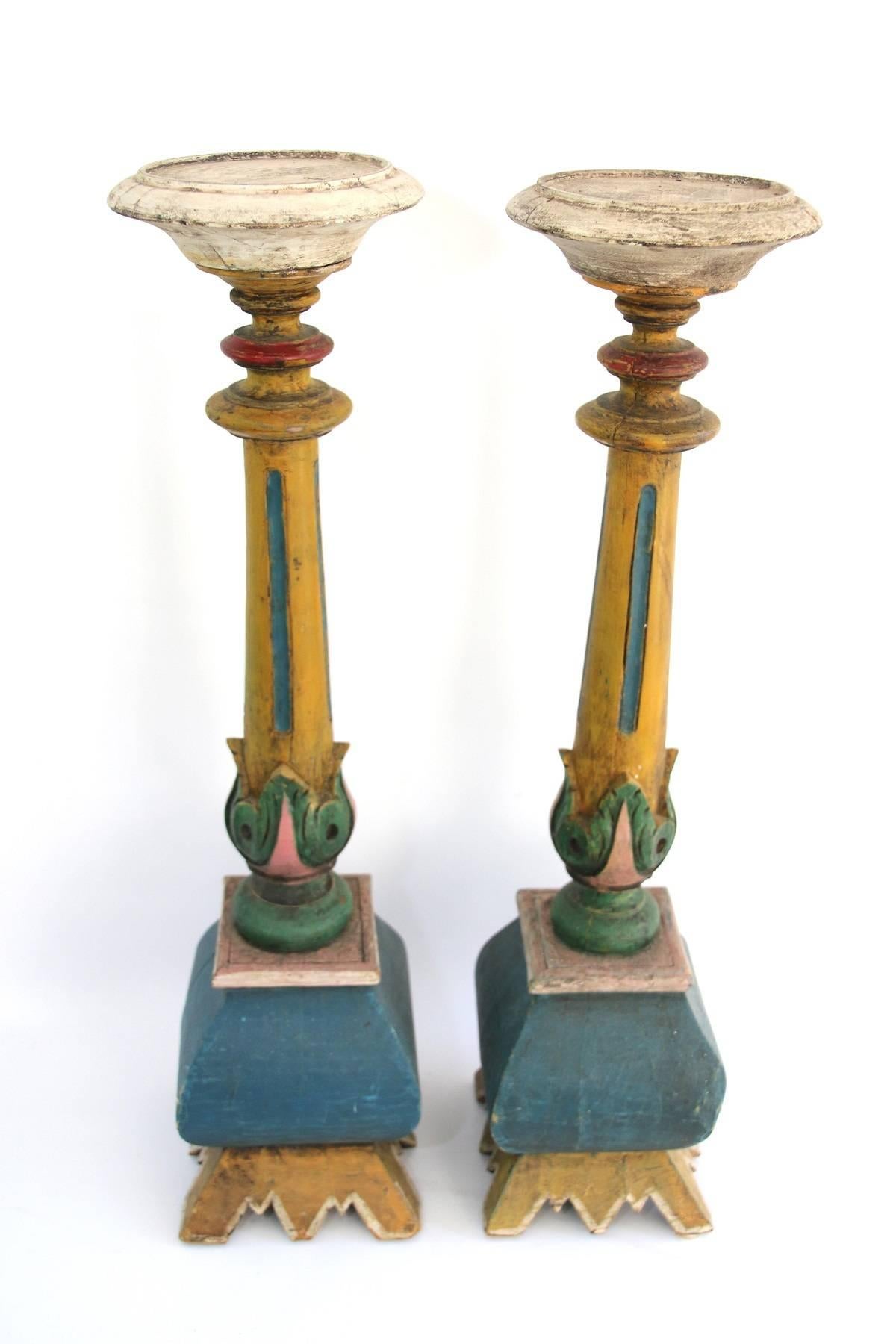 Pair of 19th Century American Polychrome Paint Decorated Candle Pillars For Sale 1
