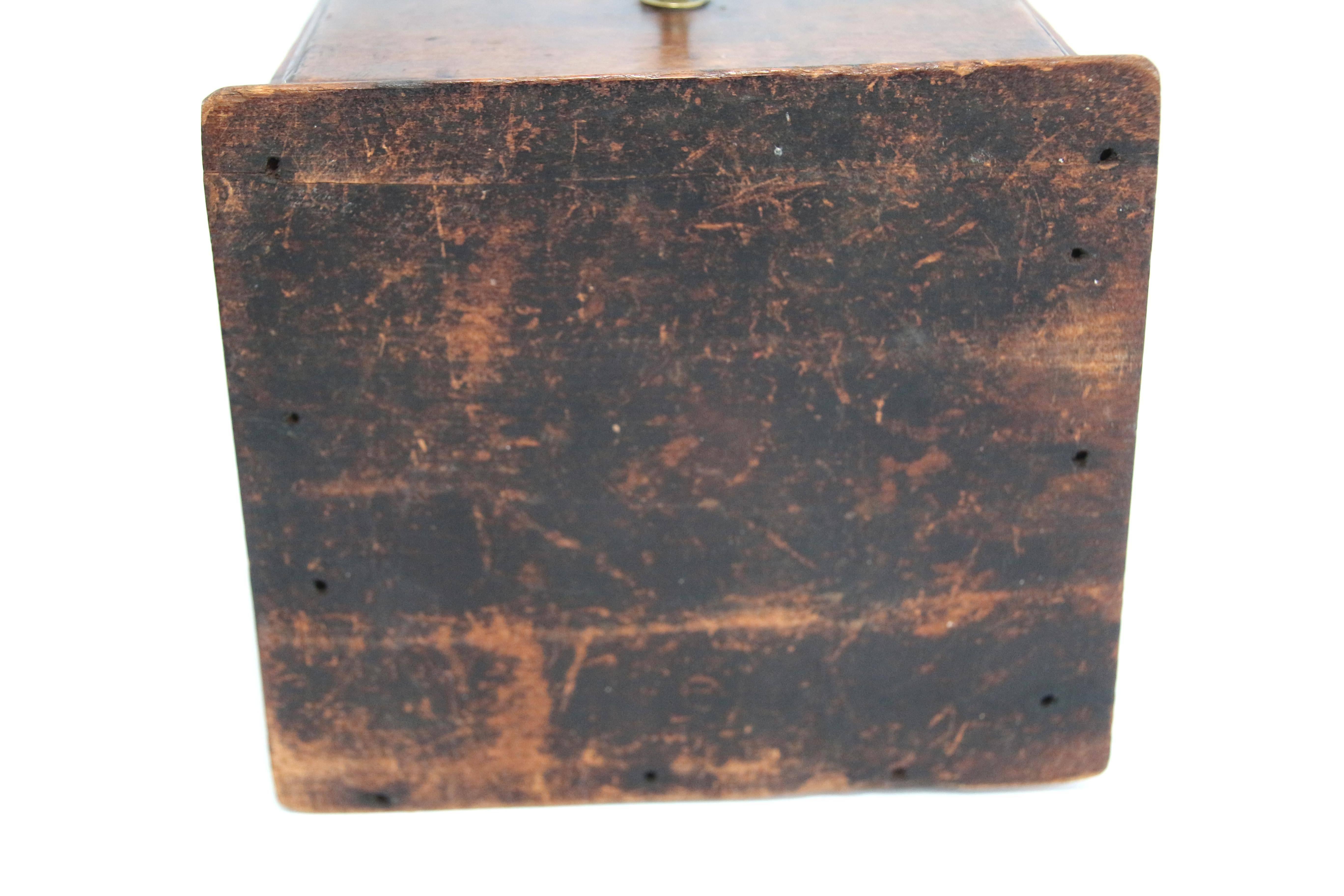American Late 18th Century New England Maple Pipe Box For Sale
