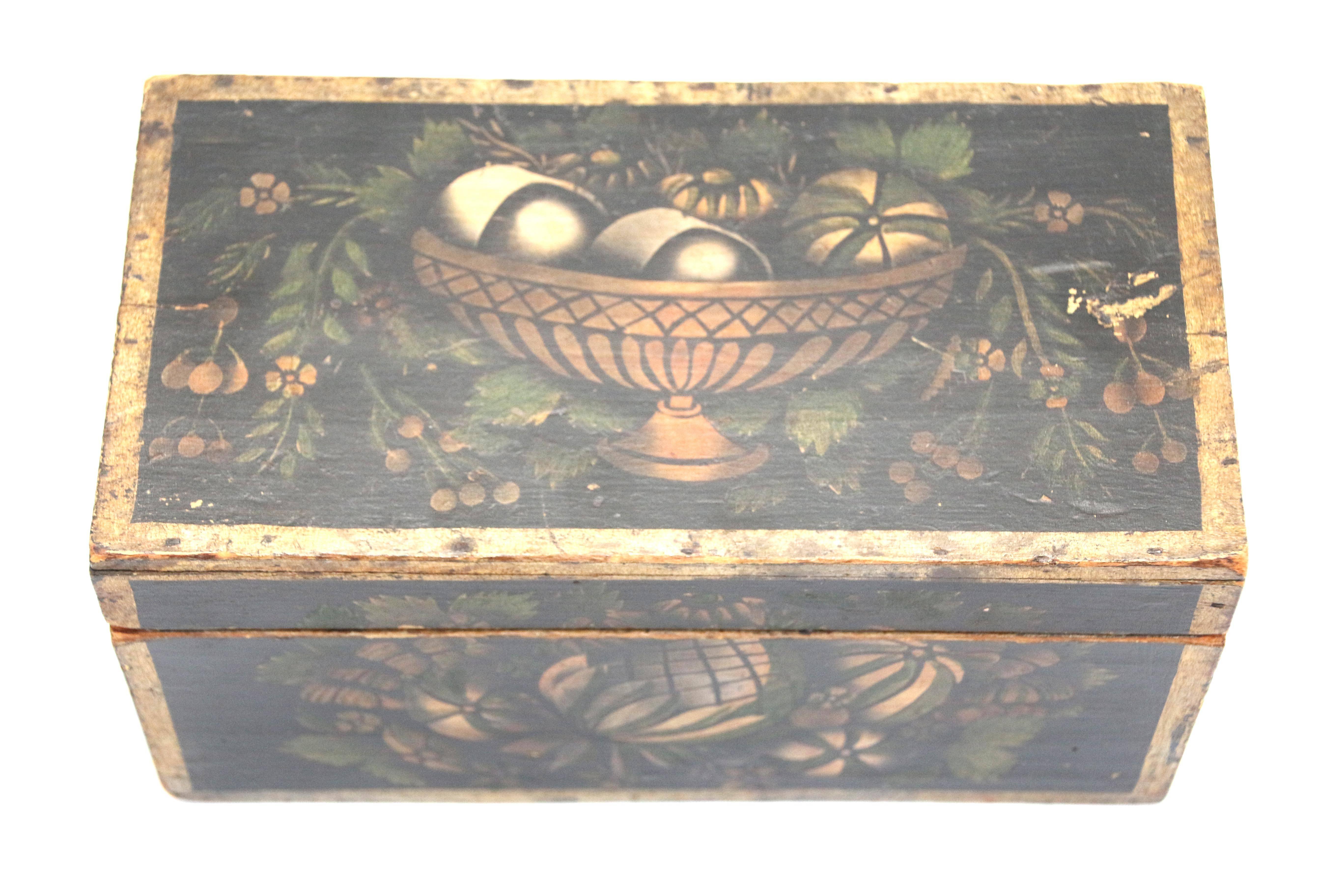 Mid-19th Century 19th Century New England Stencilled Dresser Box For Sale