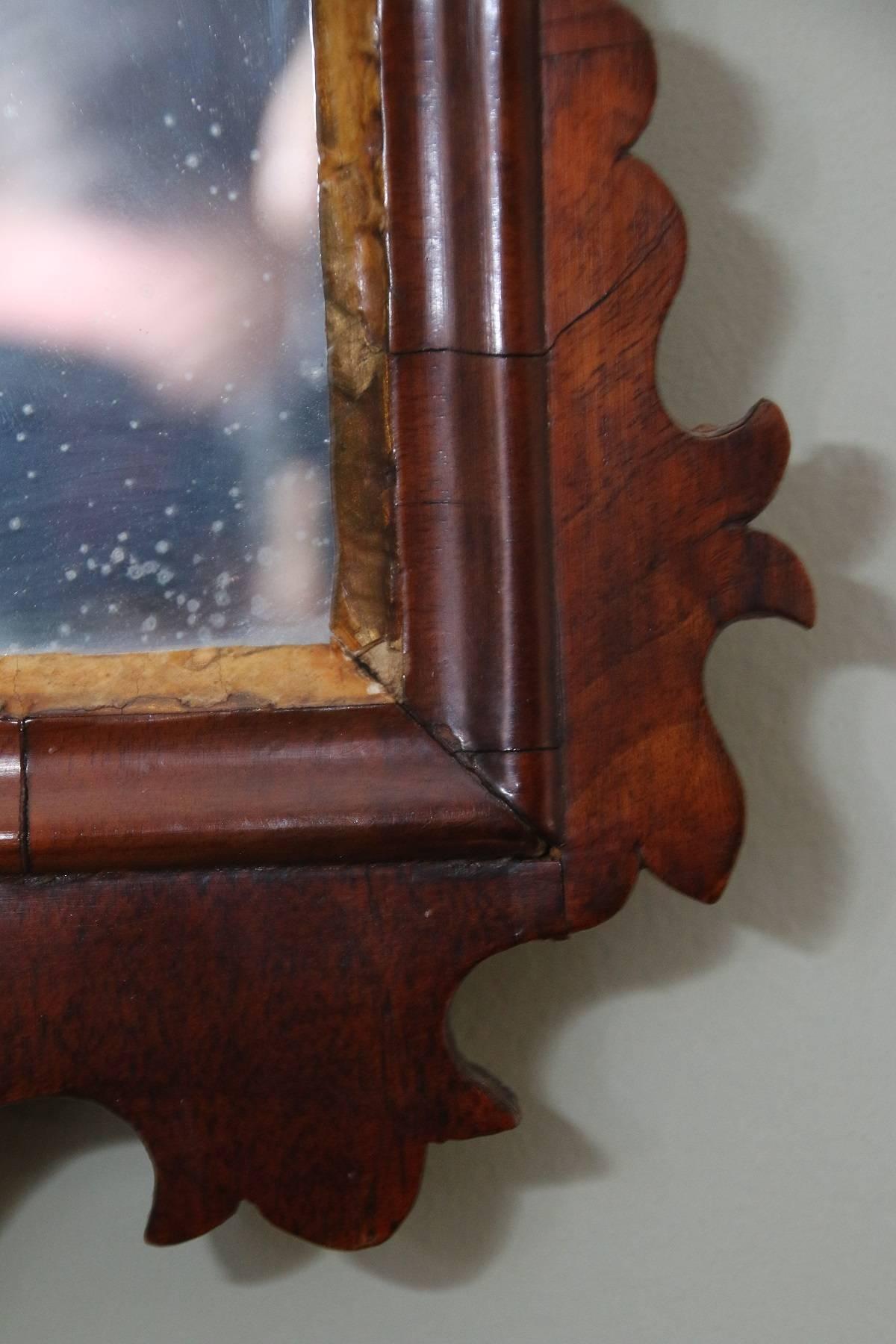 Queen Anne Mahogany Mirror with Scalloped Crest For Sale 3