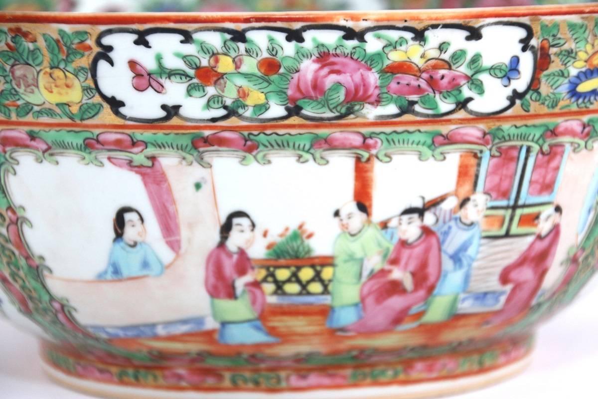 19th Century Chinese Export Porcelain Rose Medallion Punch Bowl For Sale 4