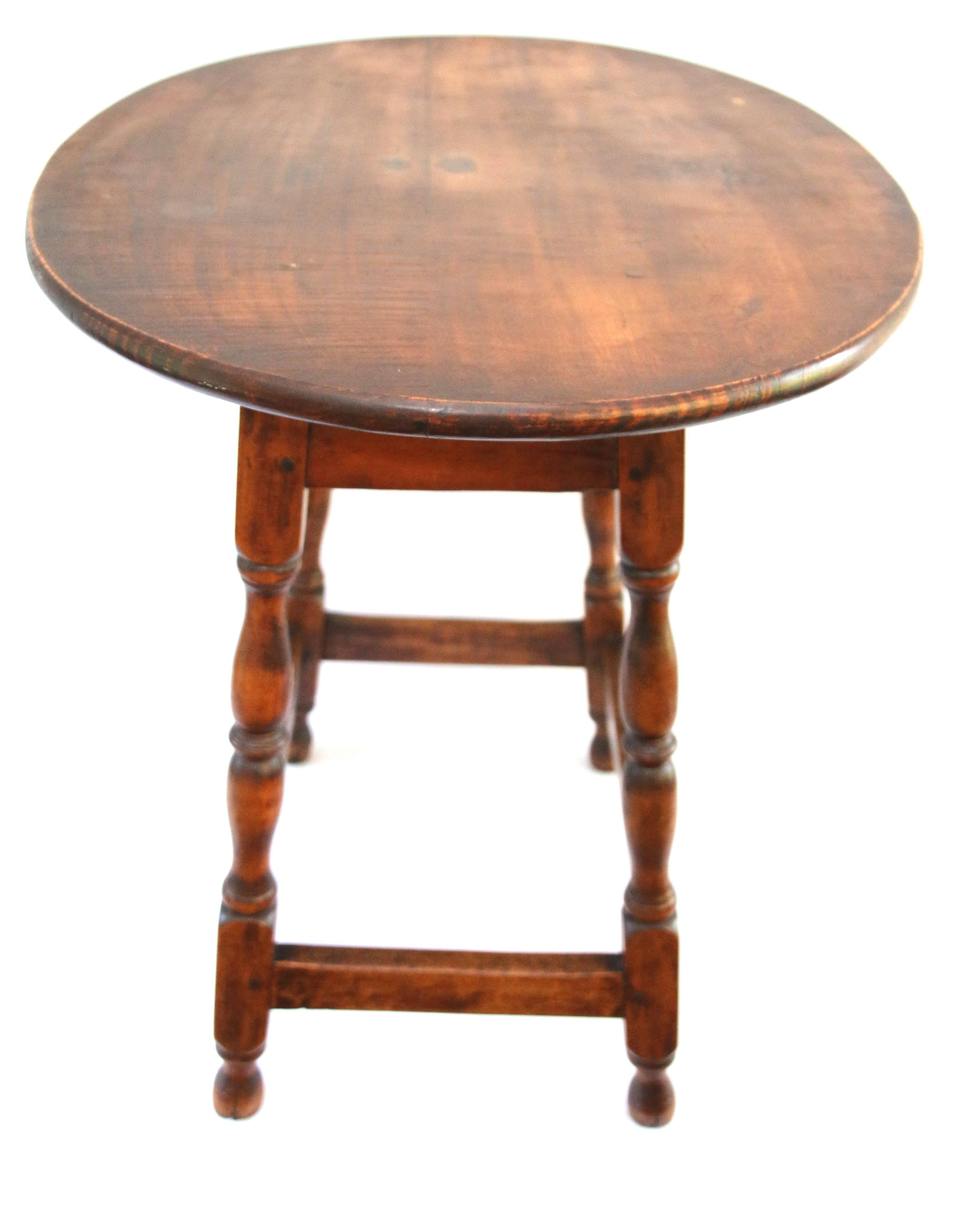 American New England William and Mary Figured Maple Tavern Table For Sale