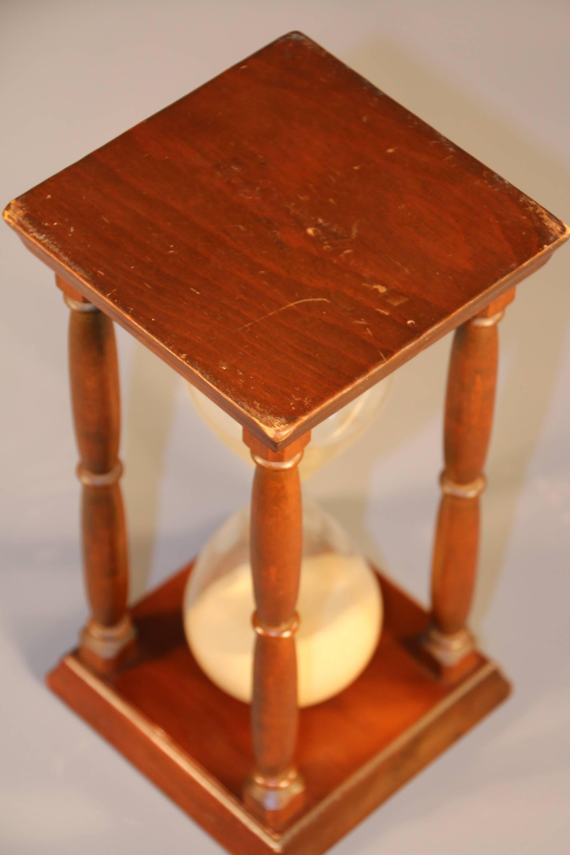 Late 19th Century Sand-Filled Hourglass For Sale 1