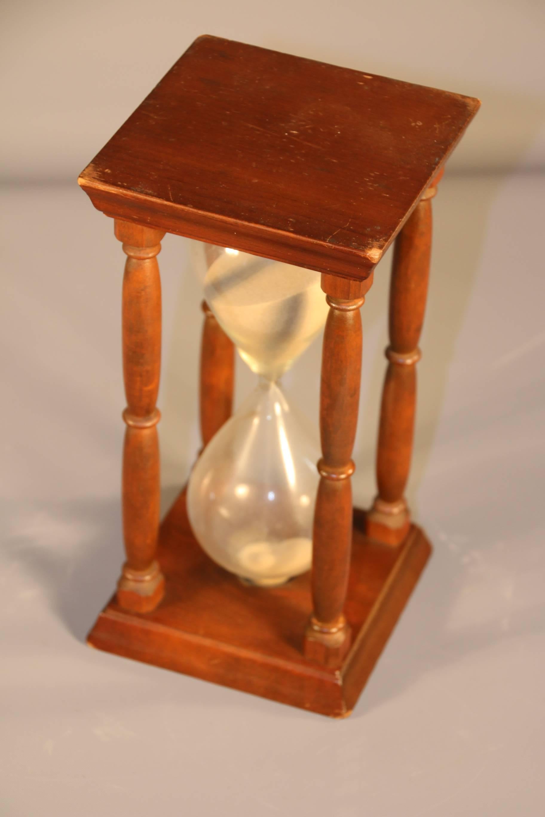Late 19th Century Sand-Filled Hourglass For Sale 3