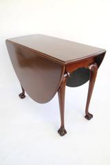 18th Century Boston Chippendale Mahogany Drop-Leaf Dining Table