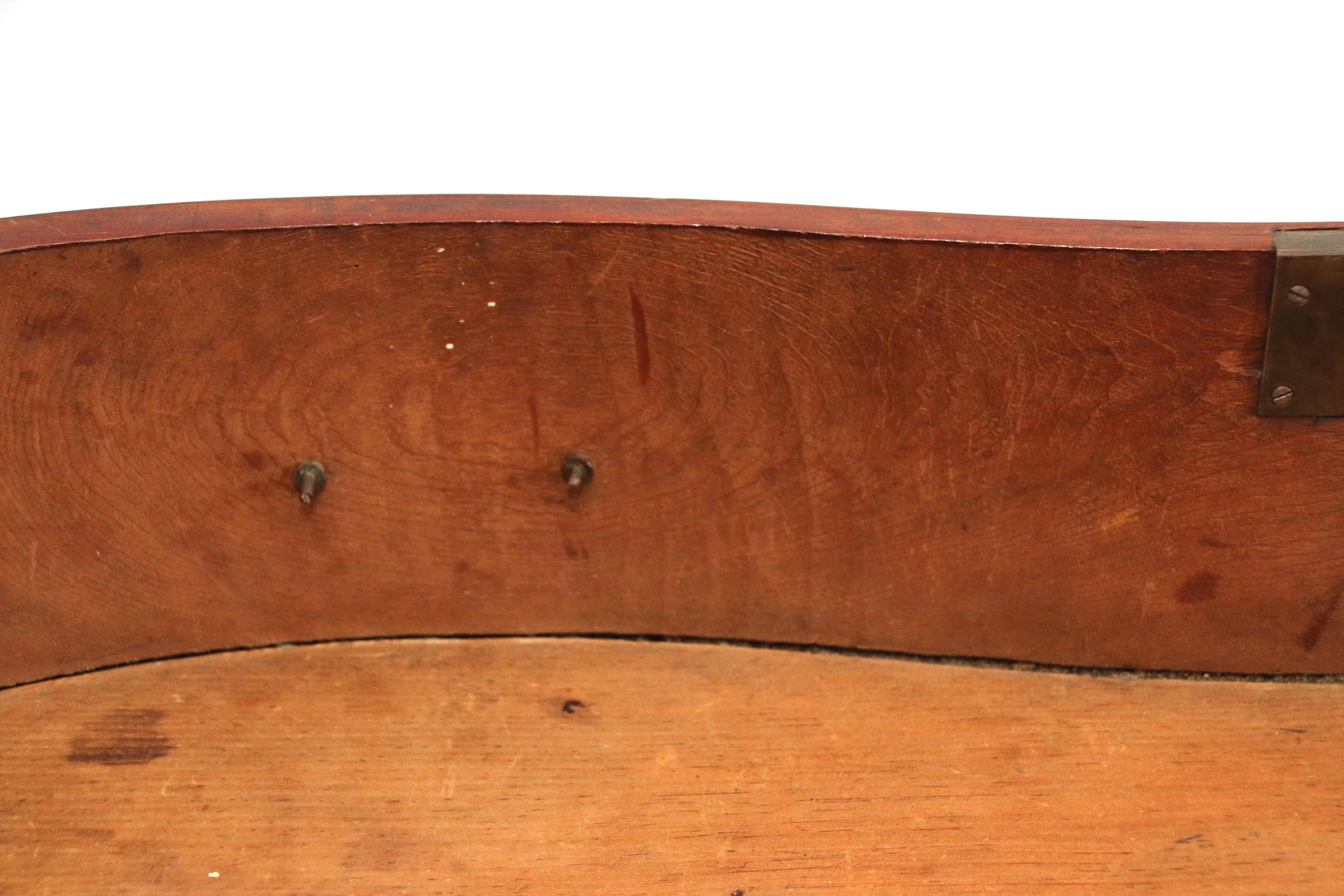 19th Century New England Chippendale Cherry Oxbow Chest of Drawers In Excellent Condition In Woodbury, CT