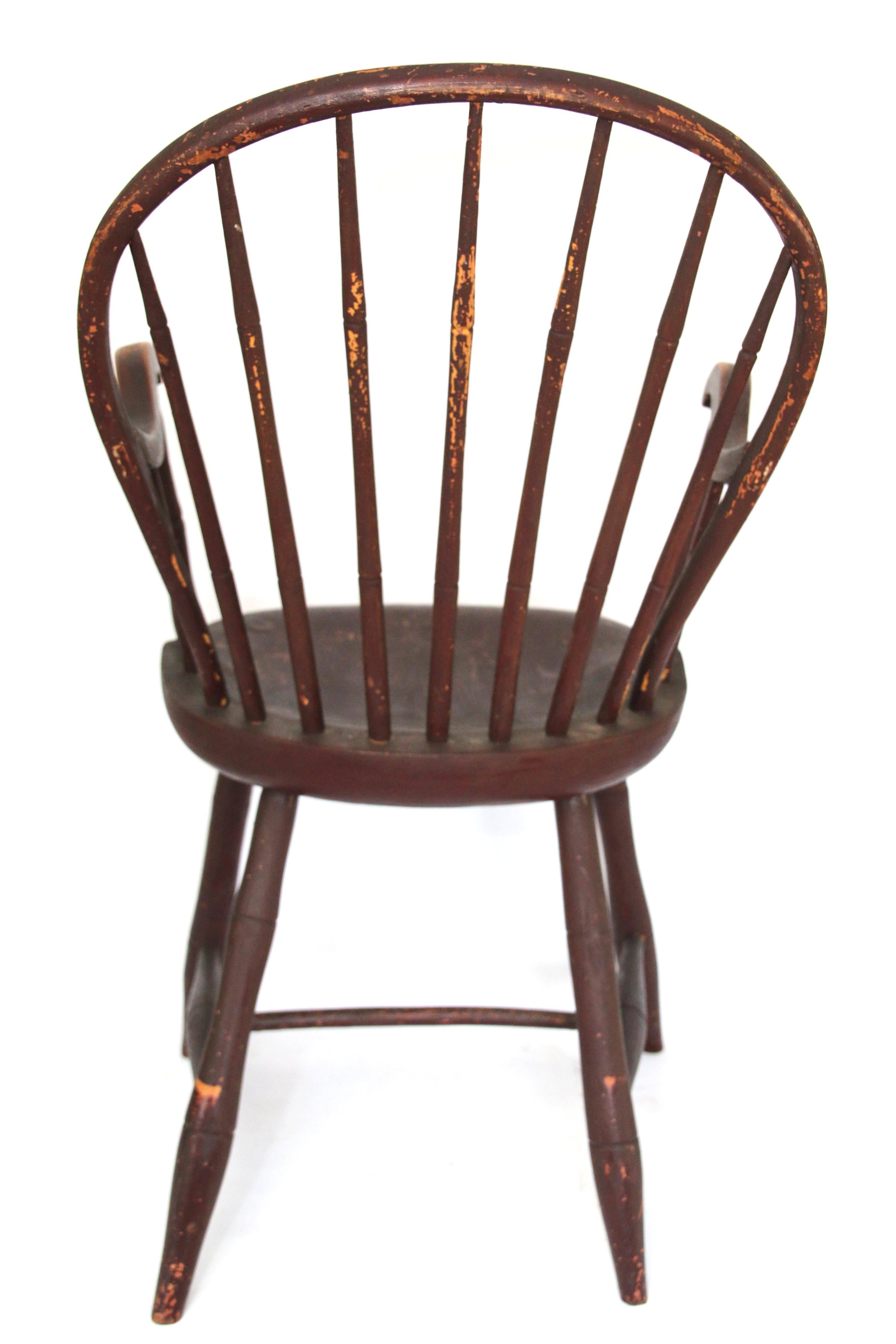 Early 19th Century Pennsylvania Oxblood Red Bowback Windsor Armchair For Sale 2