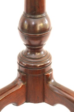 Philadelphia Mahogany Queen-Anne Dish-Top Birdcage Candlestand