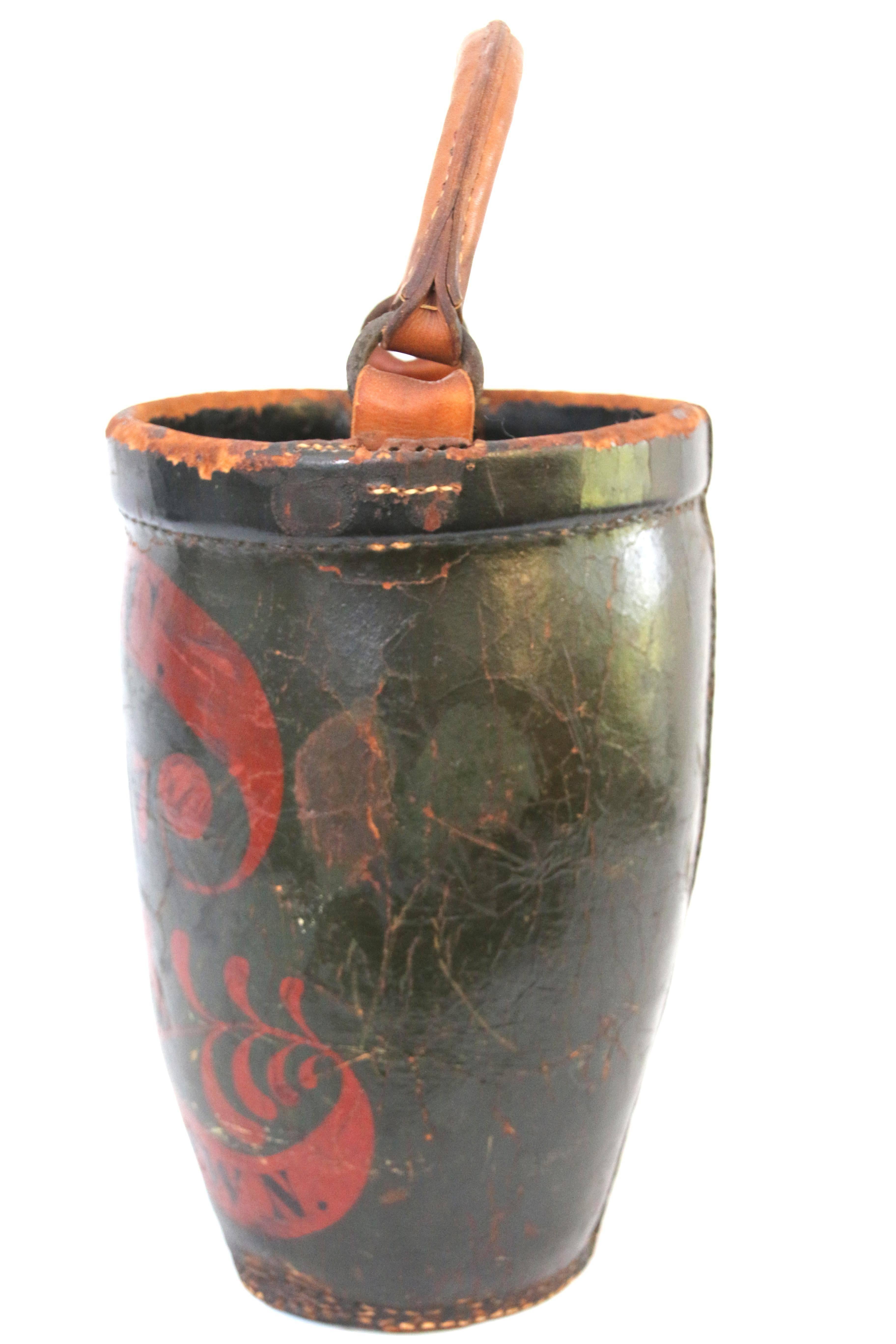 19th Century Massachusetts Leather Fire Bucket In Good Condition For Sale In Woodbury, CT