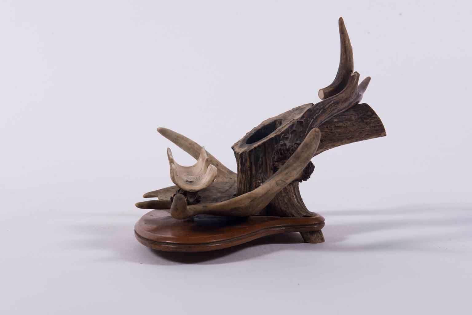 19th Century French Antler Horn Set In Excellent Condition In Houston, TX