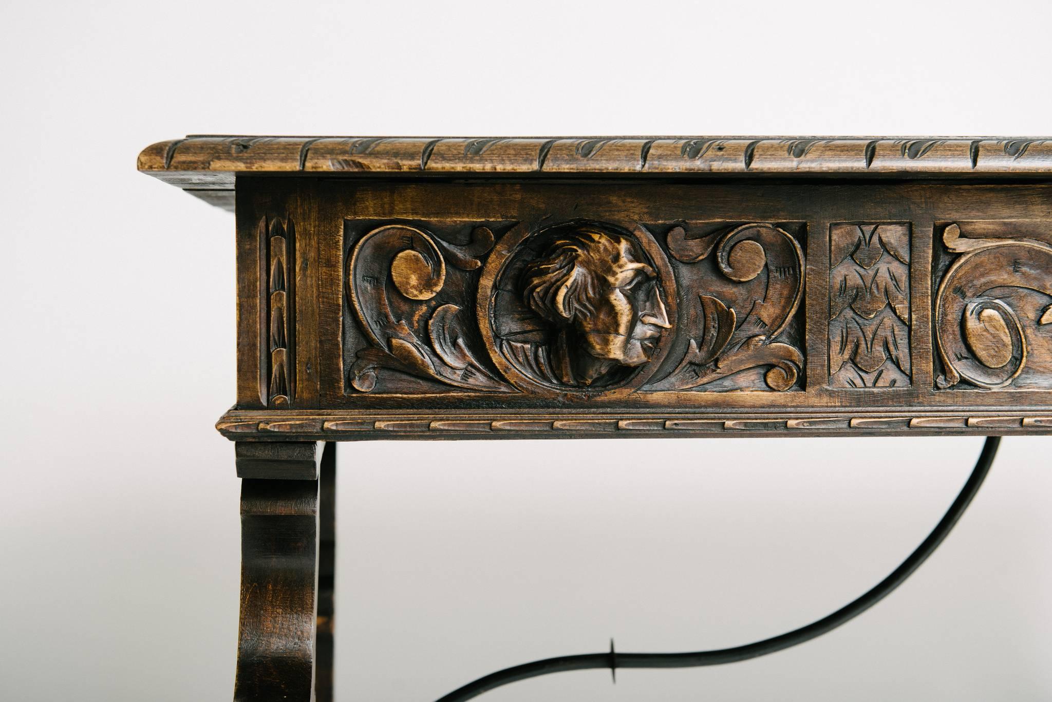 19th Century Renaissance Style Desk In Excellent Condition In Houston, TX