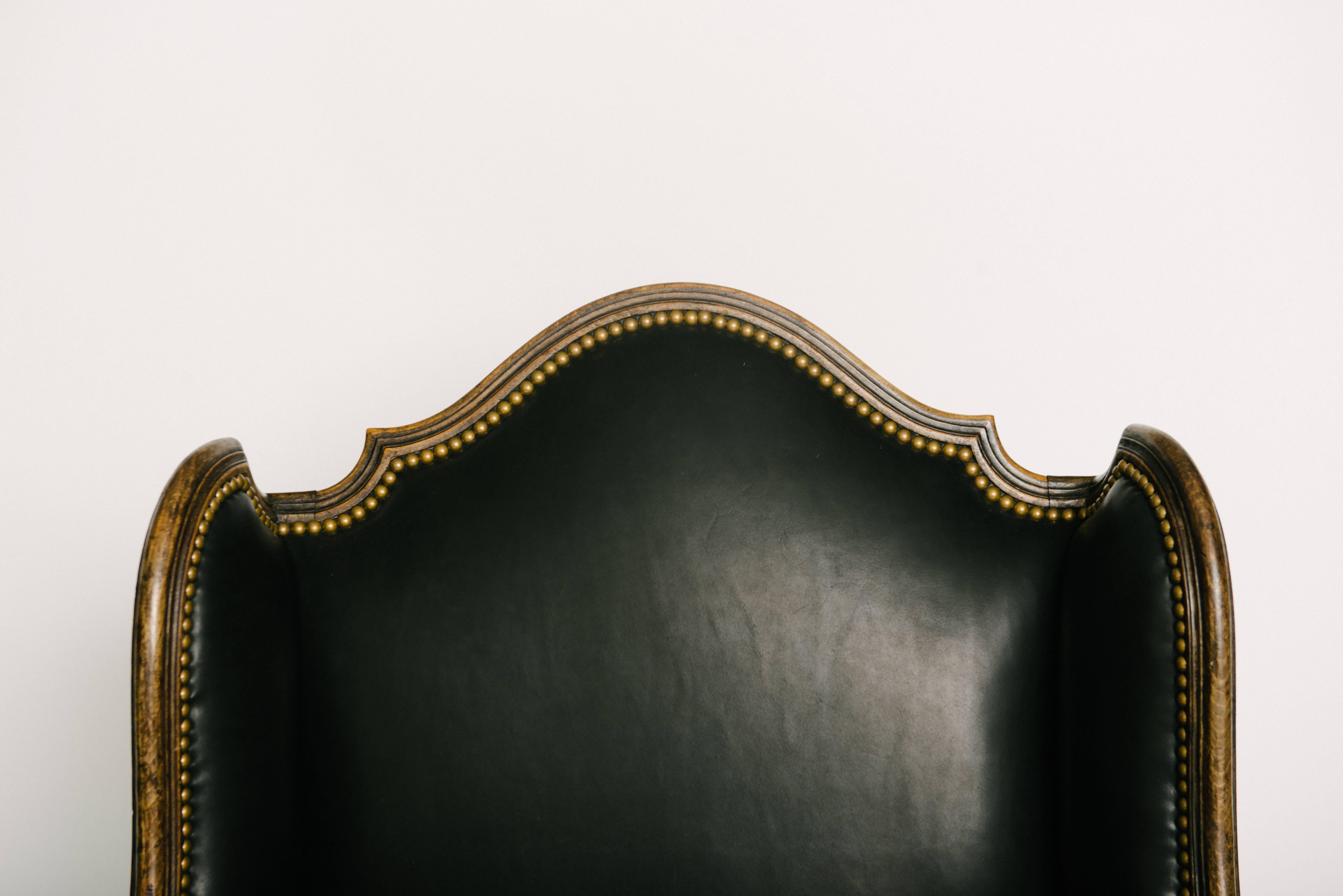19th Century Louis XV Style En Confessional Chair 3