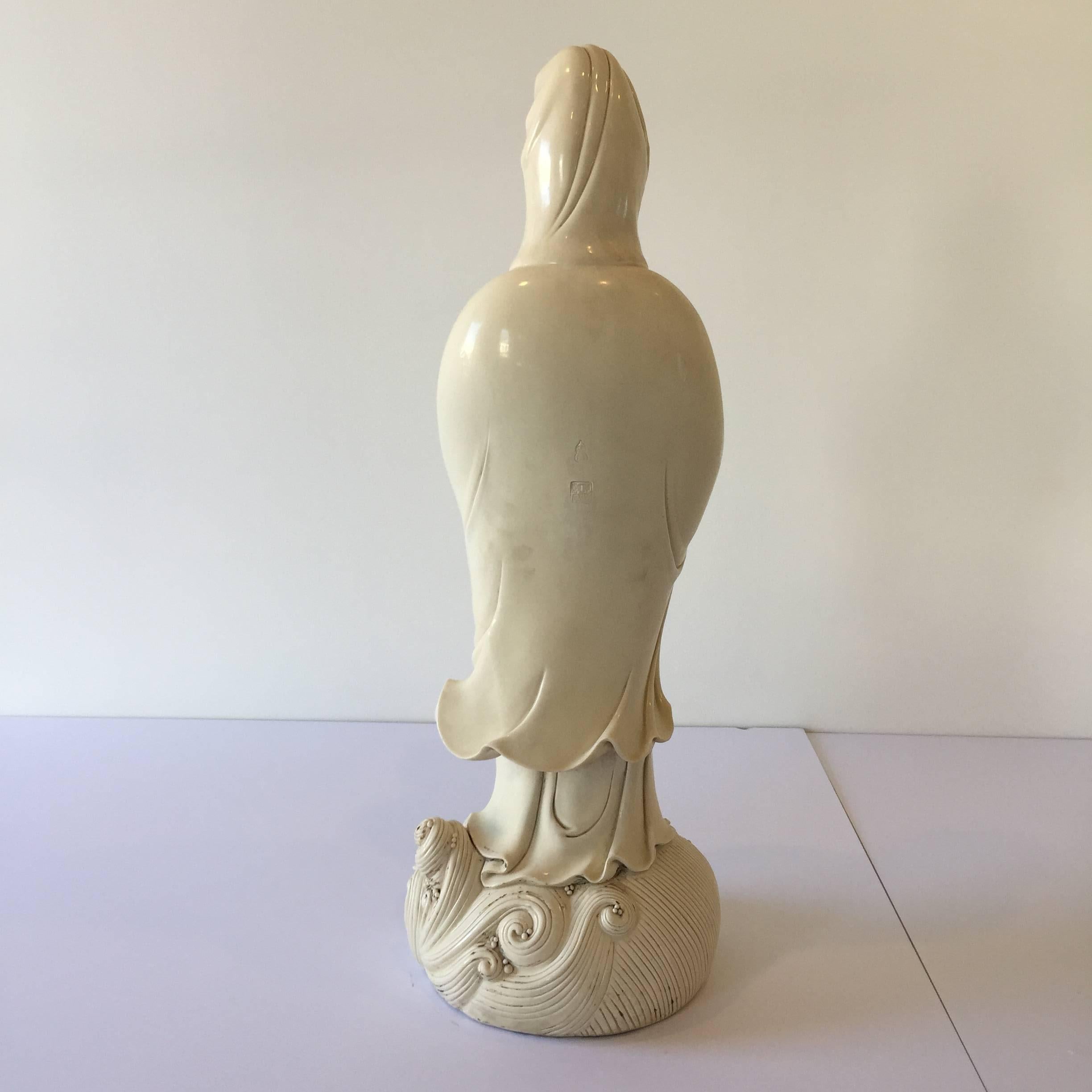 Chinese 20th Century Blanc de Chine Guanyin For Sale