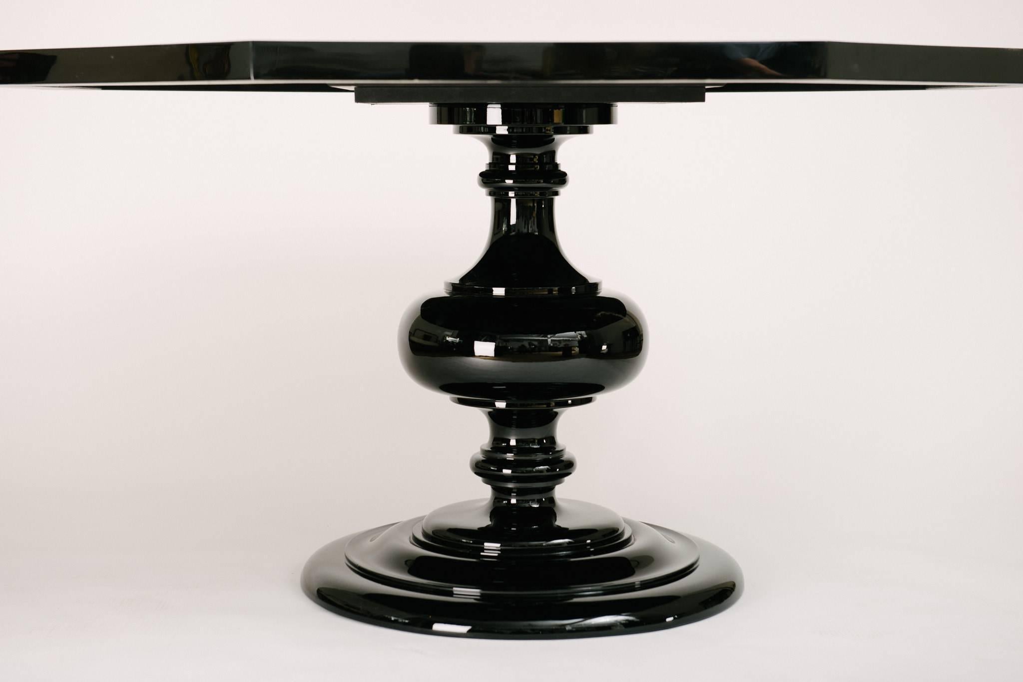 Mid-20th Century Stylized 1940s Lacquered Italian Inlay Octagonal Table
