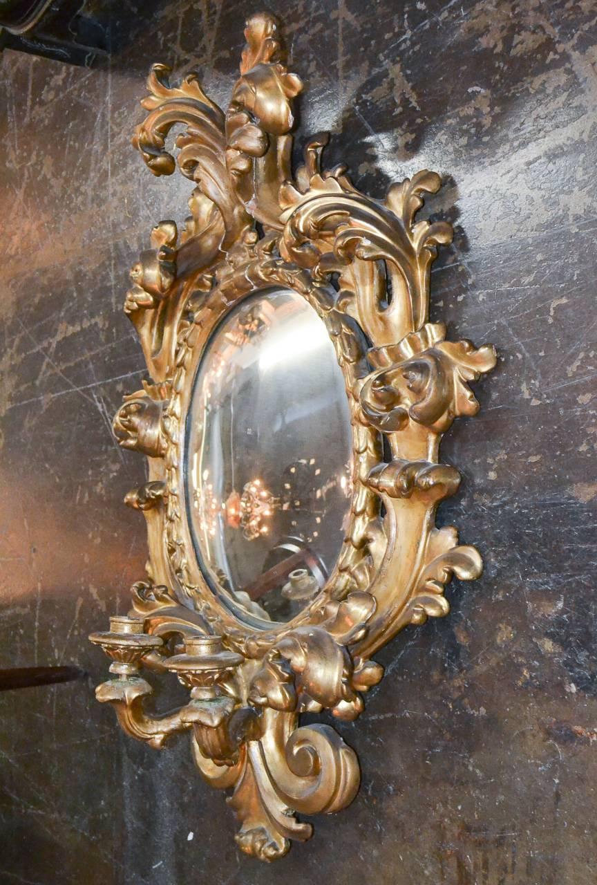 Early 19th Century Pair of Italian Baroque Giltwood Mirrors 1